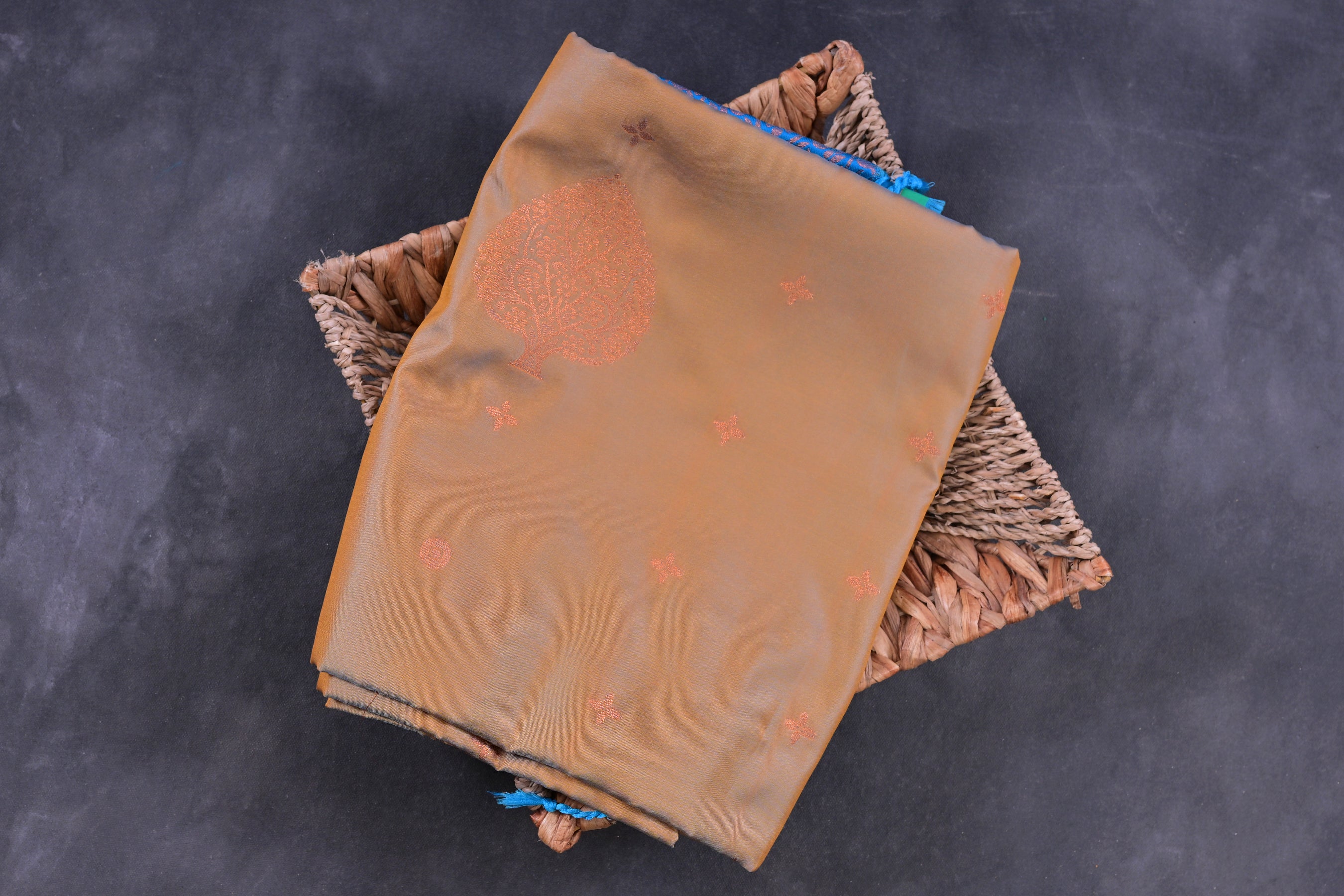 Luxurious Semi Silk Kanchipuram Saree - Elegance & Tradition Redefined