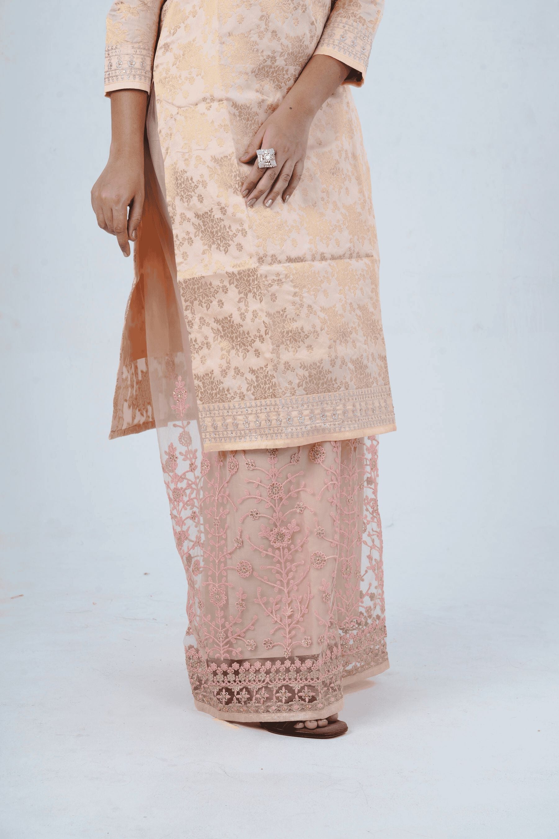 Regal Embroidered Salwar Kameez: Embrace Traditional Indian Elegance KURTI JCS Fashions