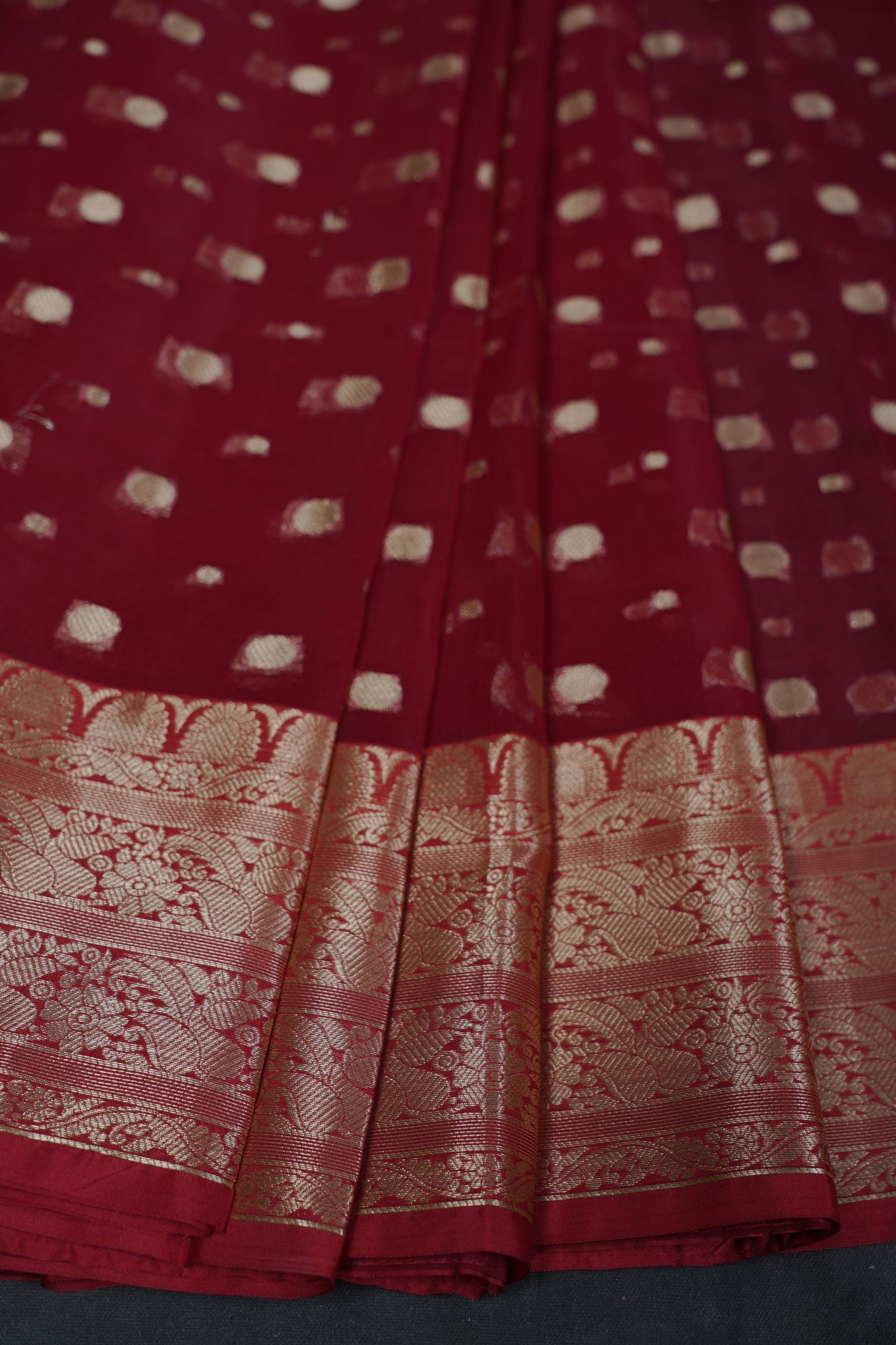 Luxurious Banarasi Organza Sarees: Best Quality Weaving and Rich Pallu SAREE JCS Fashions