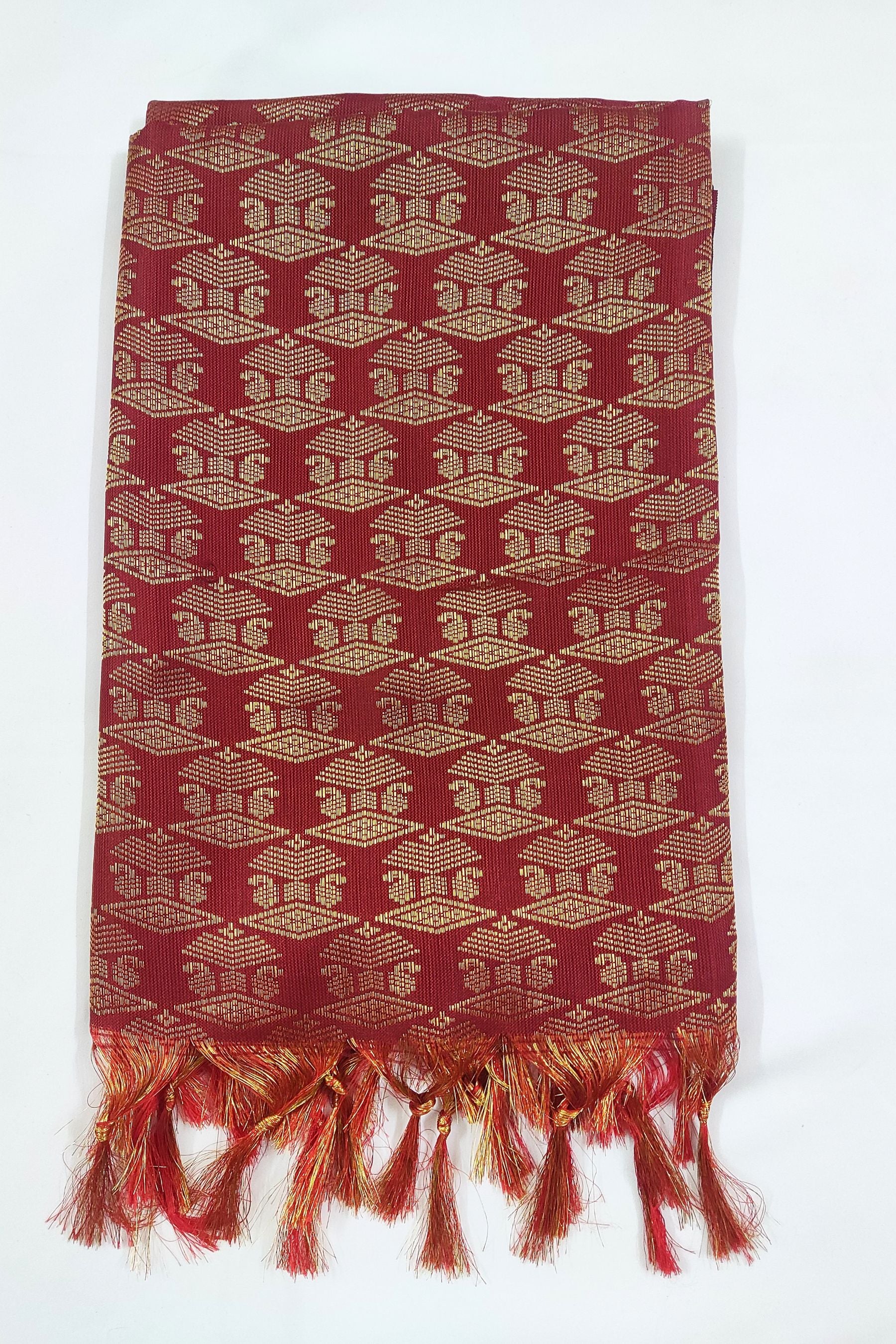 Elegant Ponnadai Shawl by JCSFashions - Blend of Tradition and Style