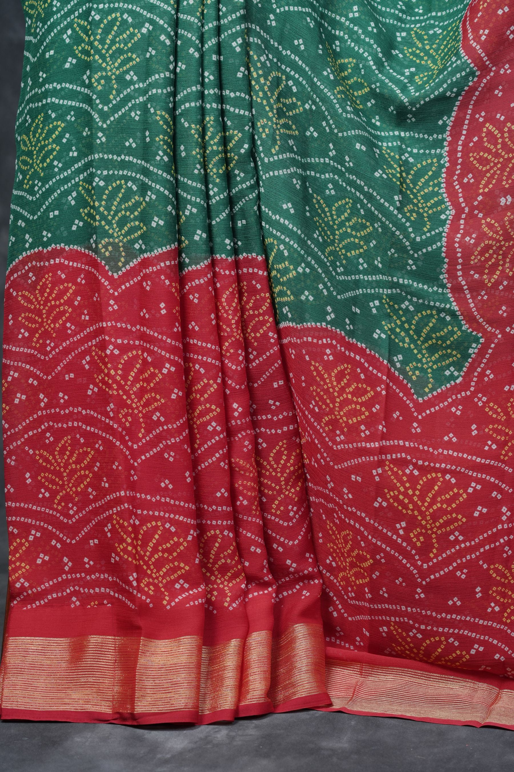 Chic Chiffon Bandini Sarees: Allover Multicolor Beauty with Zari Border