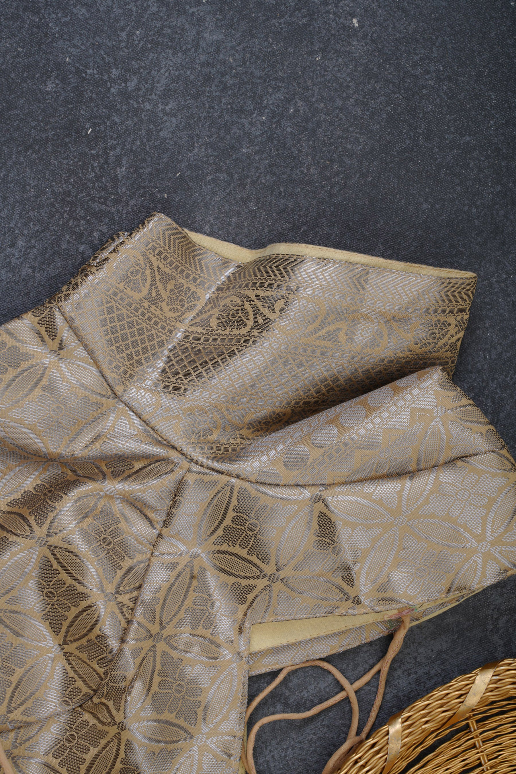 Regal Banarasi Soft Silk Saree & Brocade Blouse - Indian Craftsmanship Saree JCS Fashions