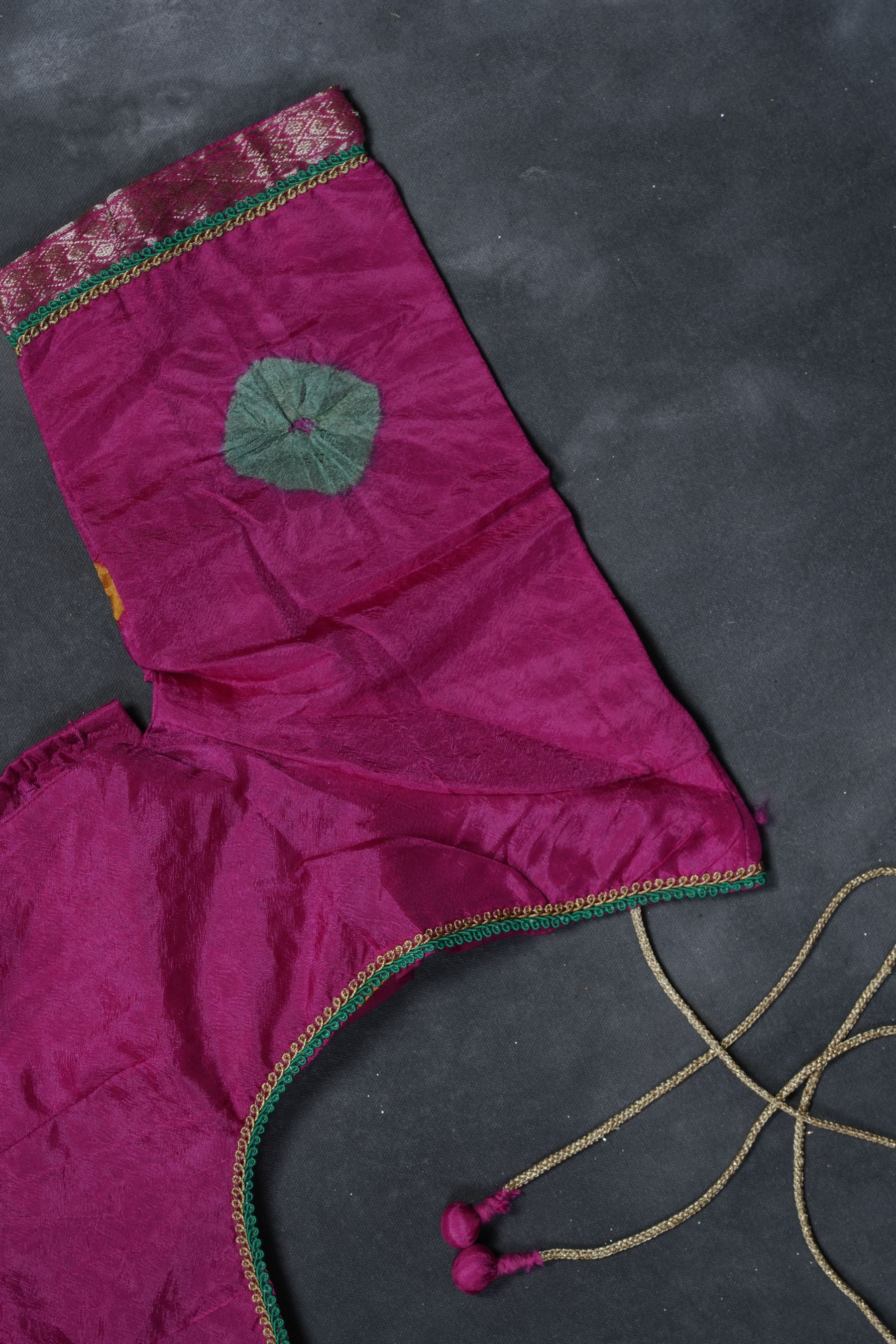 Pretty RAW SILK SHIBORI Sarees - Genuine BANDHEJ Design and Zari Border