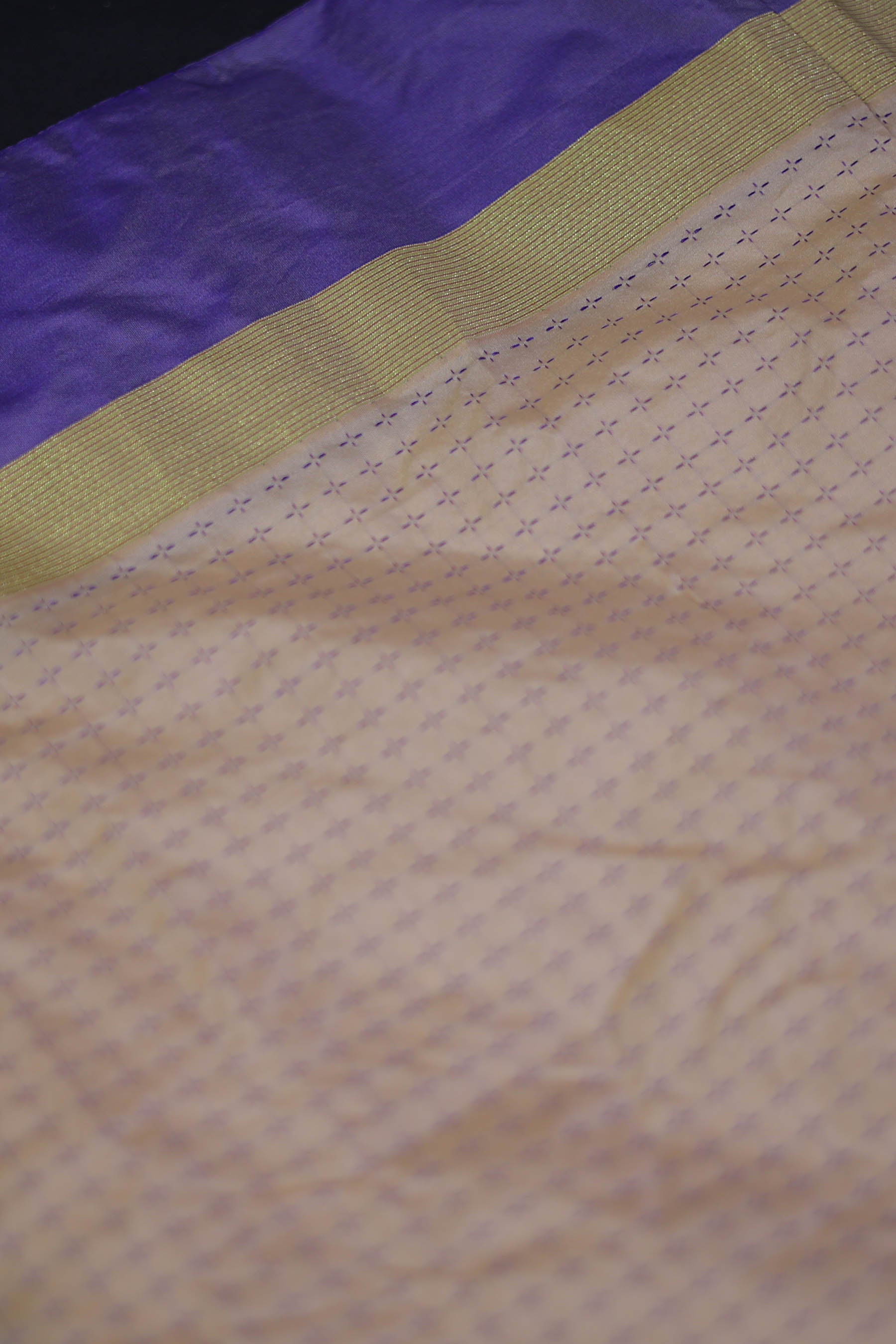 Elegant Semi-Silk Saree with Intricate Zari Detailing - Ethnic Wear Saree JCS Fashions