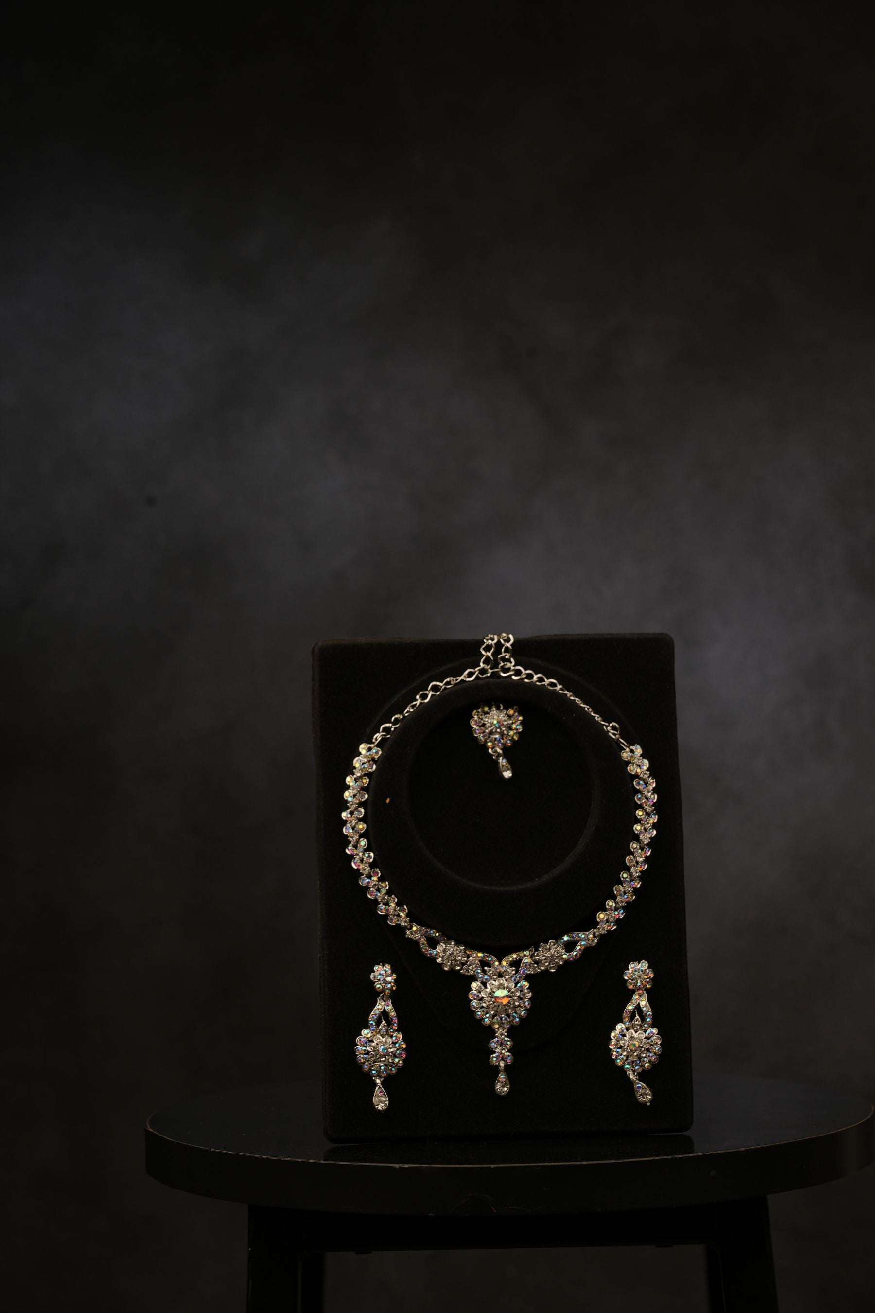 Exquisite Immitation Stone White Necklace Set - Includes Sparkling Earrings Jewelry JCS Fashions White 7"