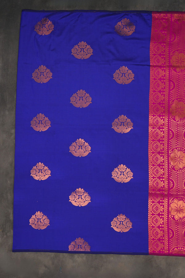 Elegant Kanchipuram Blended Silk Saree - Borderless, Radiant and Classy