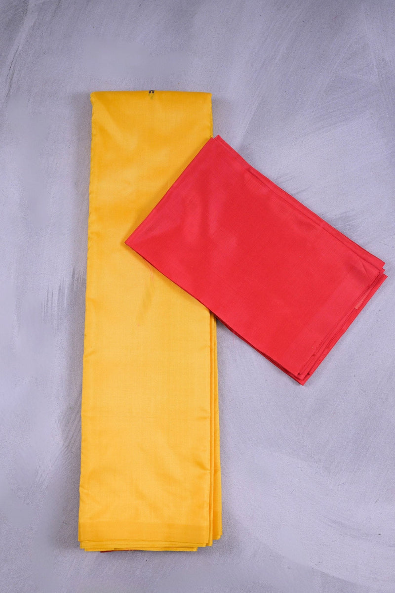 Eco-Chic Handwoven Banana Pith Saree with Blouse Piece - JCS Fashions