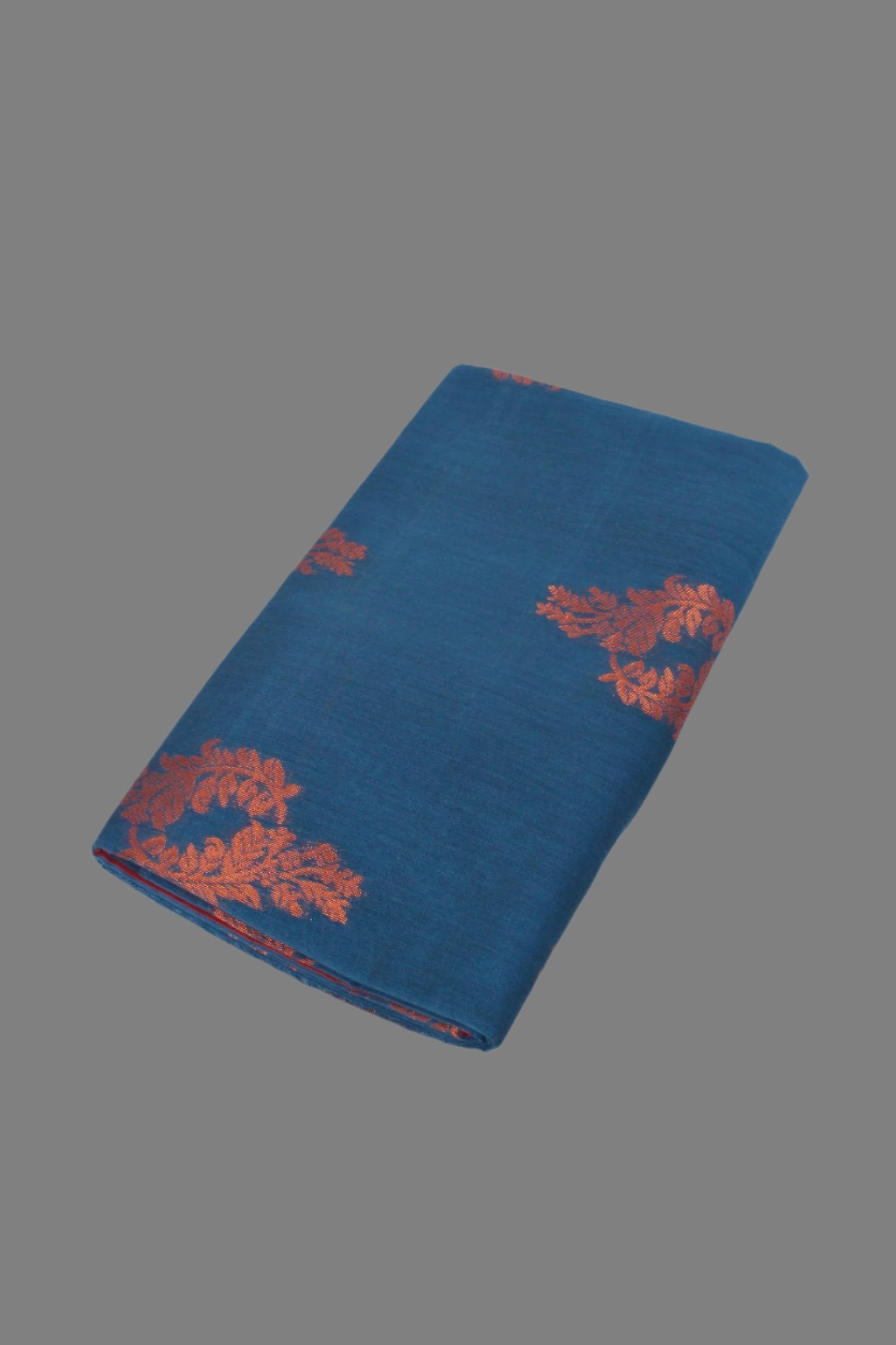 Elegant Pure Silk Cotton Saree with Bold Motifs - Borderless Design