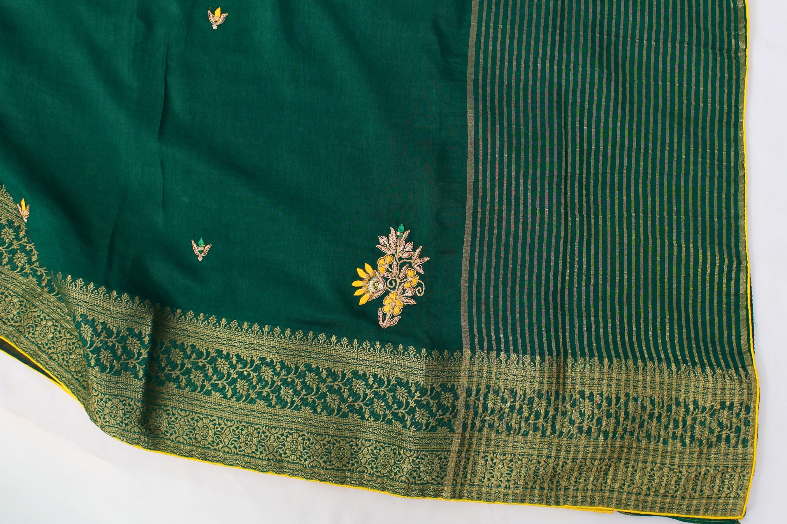 Heavy Moonga Silk Saree with Banarasi Weaving & Zardosi Work Blouse SAREE JCS Fashions