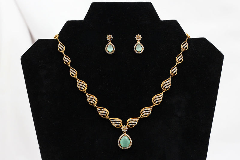 Regal Gold-Polished Jewelry Stone Necklace Set - JCS Fashions