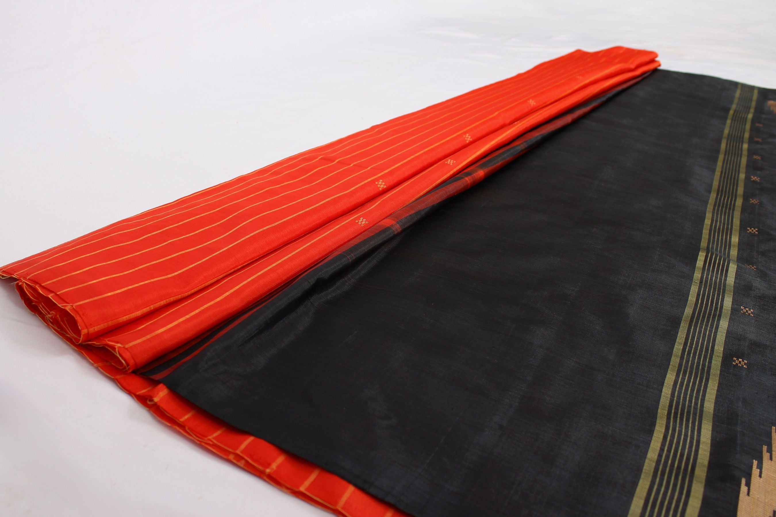 Hand-Woven Banana Pith Saree: Fusion of Sustainability & Elegance Saree JCS Fashions