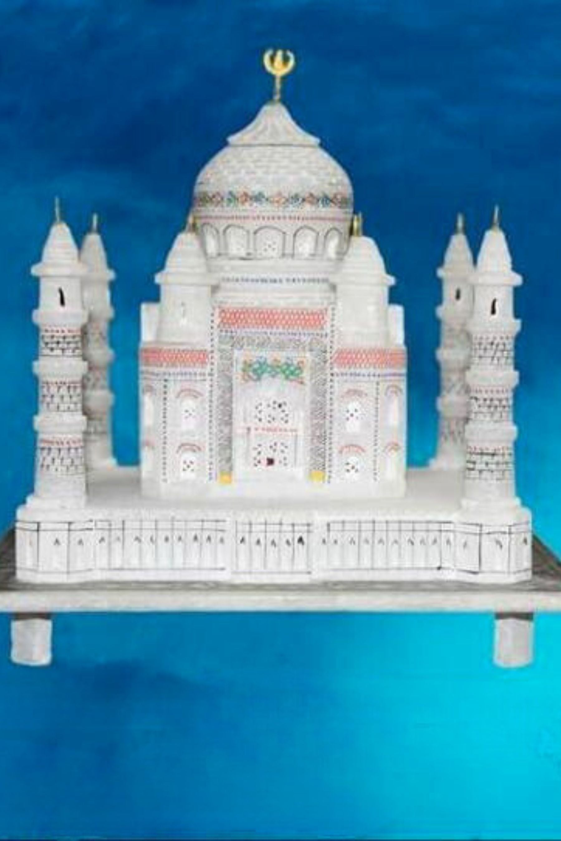 Exquisite White Marble Taj Mahal Miniature: Handcrafted Artistic Treasure