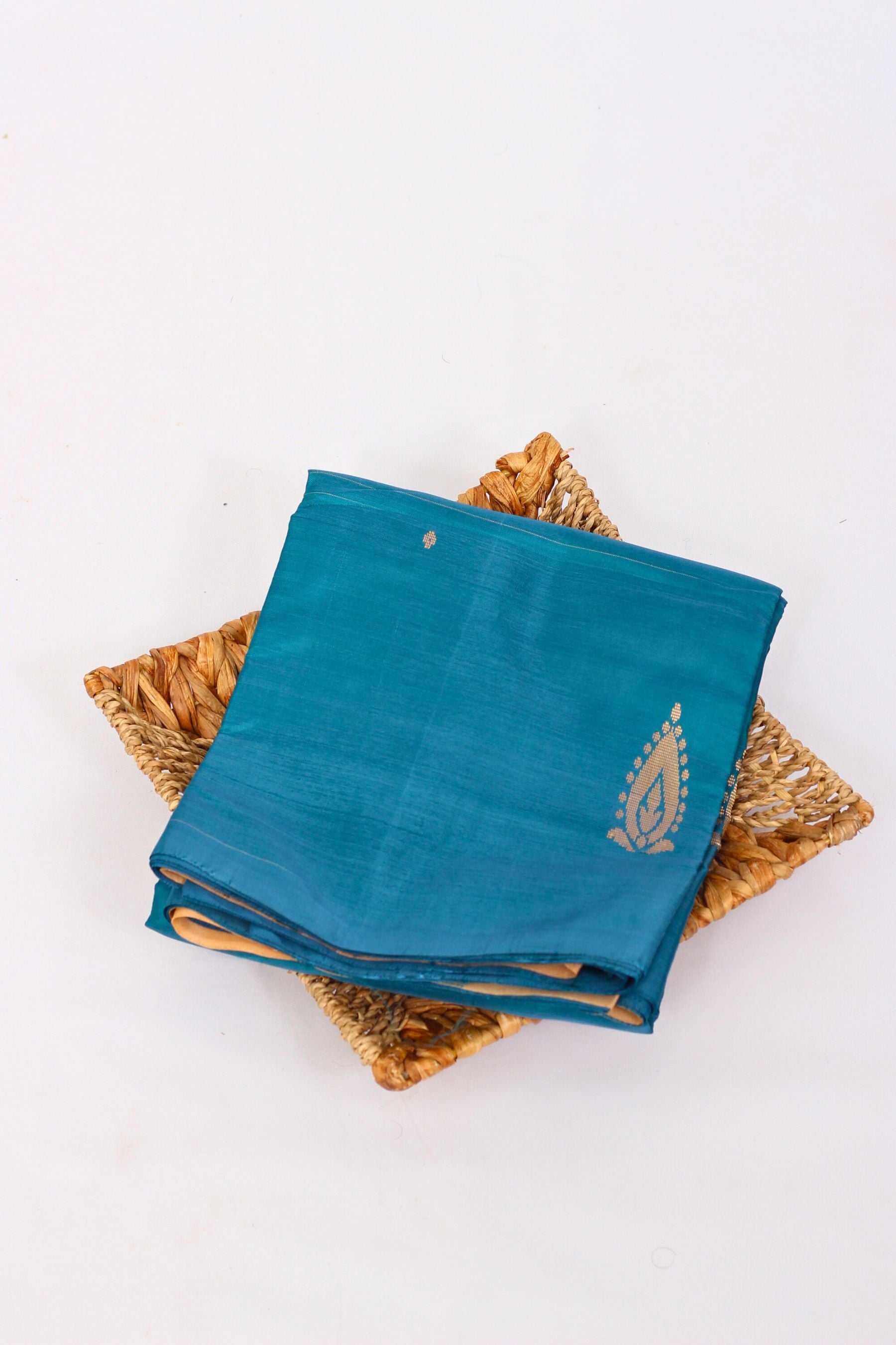 Eco-Friendly Artisanal Banana Pith Saree - Handcrafted Elegance