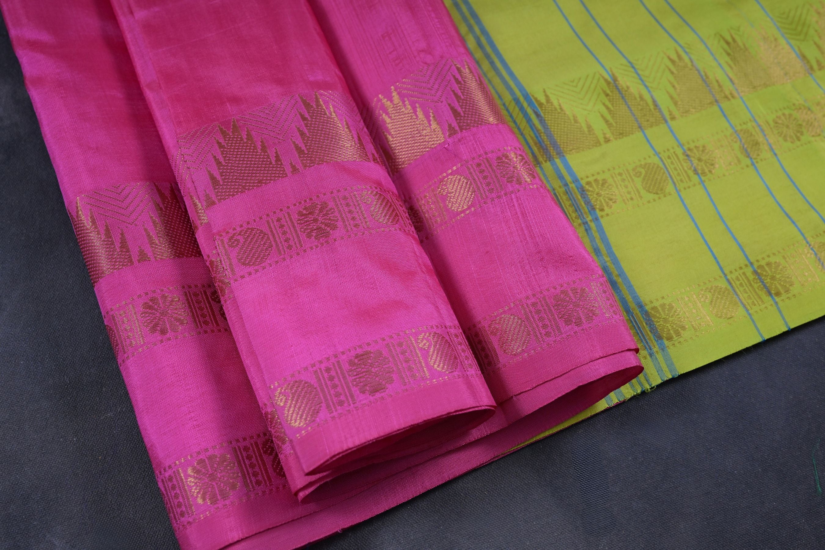 Eco-Friendly Vaazhai Naar Saree with Striking Zari Border Saree JCS Fashions