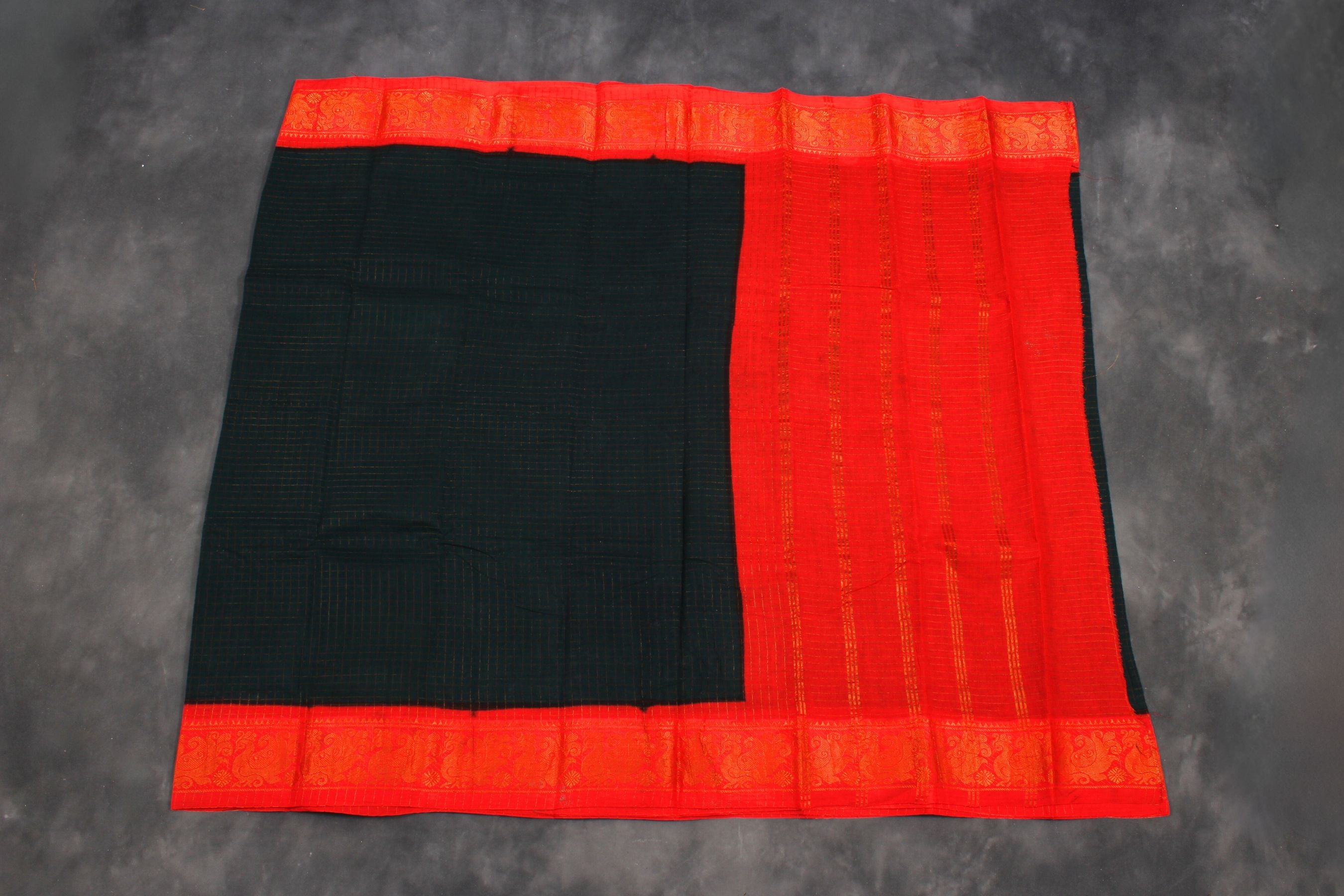 Madurai Pure Sungudi Cotton Saree with Golden Checks and Zari Border