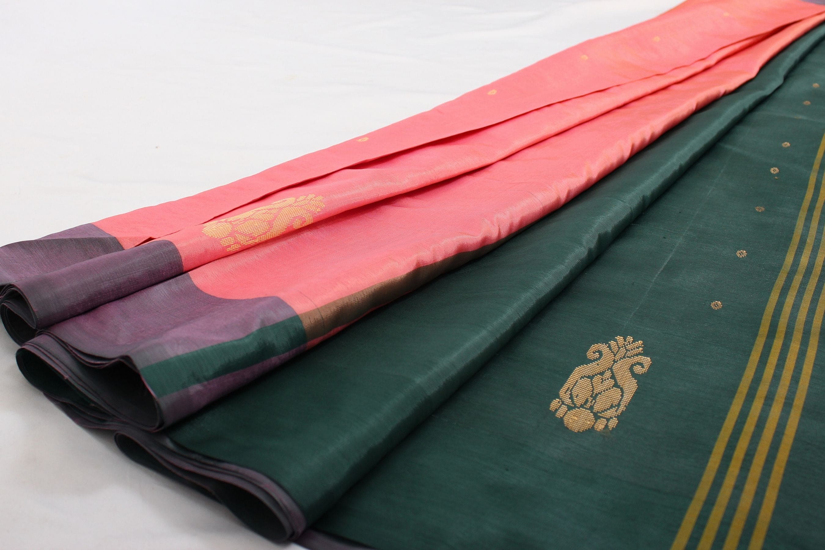 Eco-Friendly Vaazhai Naar Saree: Embrace Elegance in Tradition Saree JCS Fashions