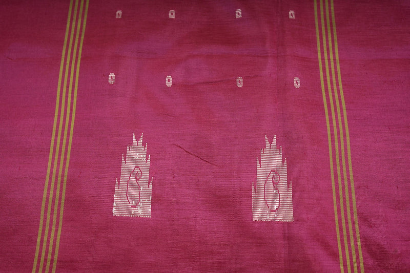 Eco-Luxury Banana Pith Saree: Sustainable Handloom Craftsmanship