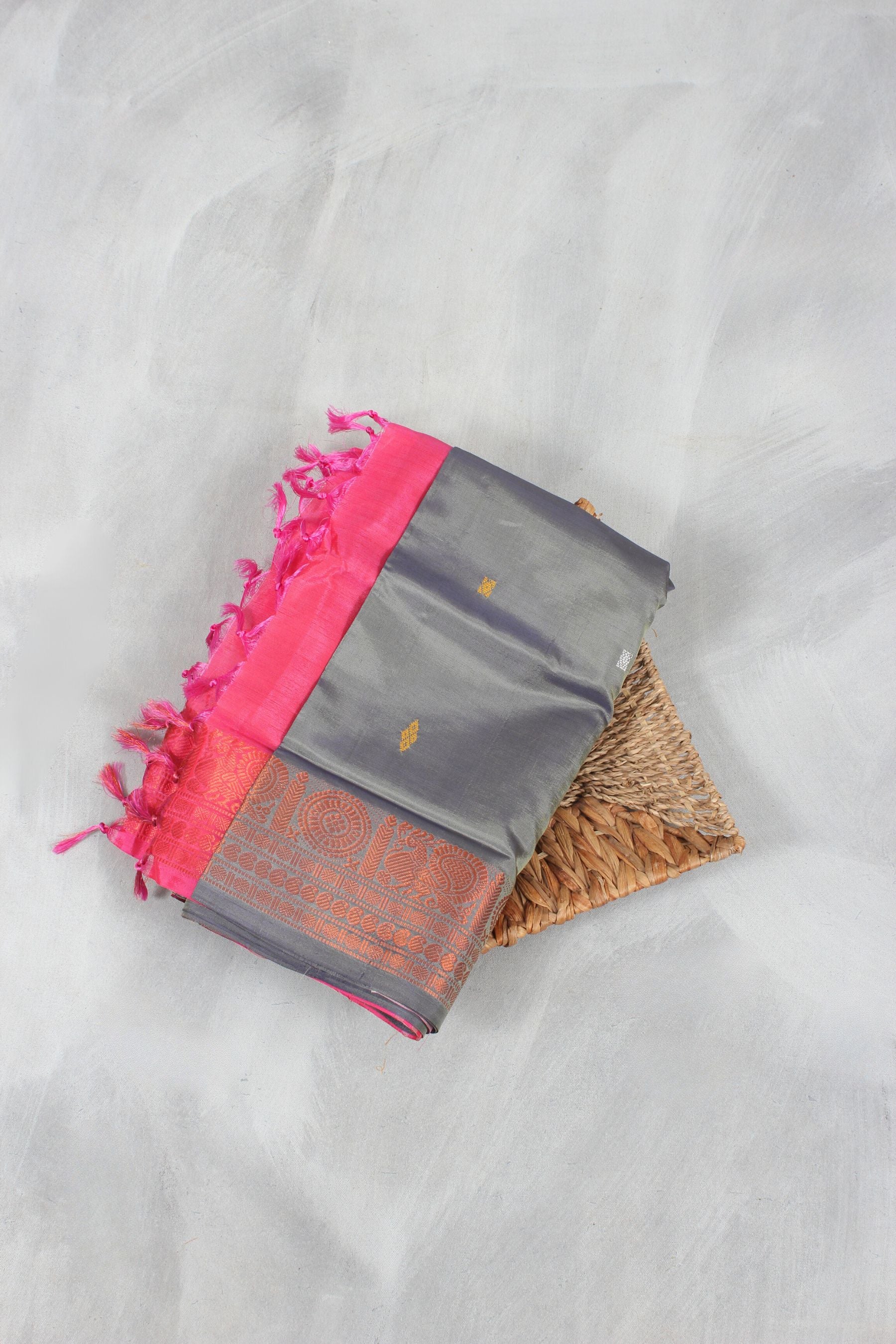 Ethically Sourced Vaazhai Naar Saree with Tradition-Inspired Zari Border