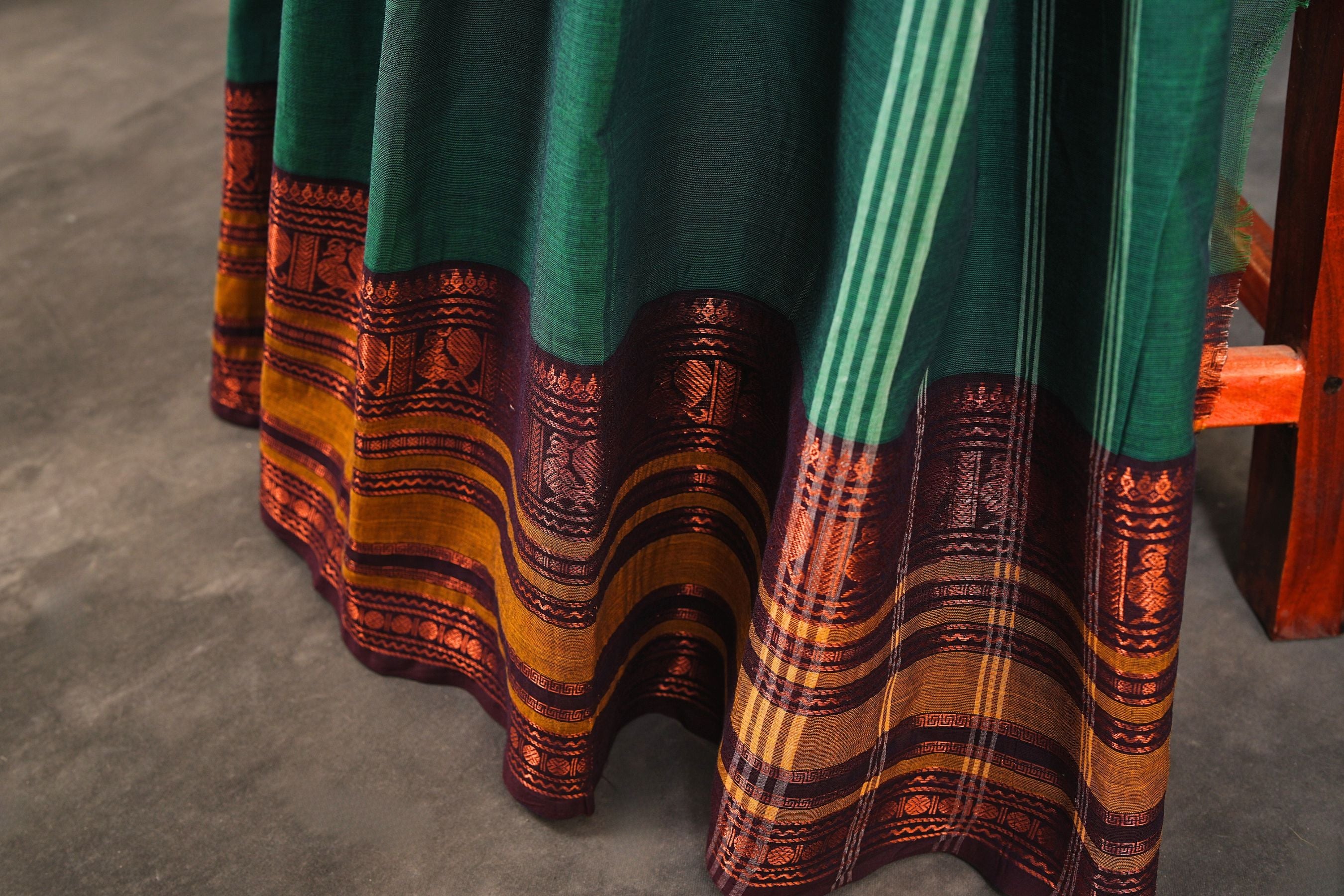 Traditional Chettinad Cotton Saree: Hand-Woven Indian Craftsmanship Saree JCS Fashions