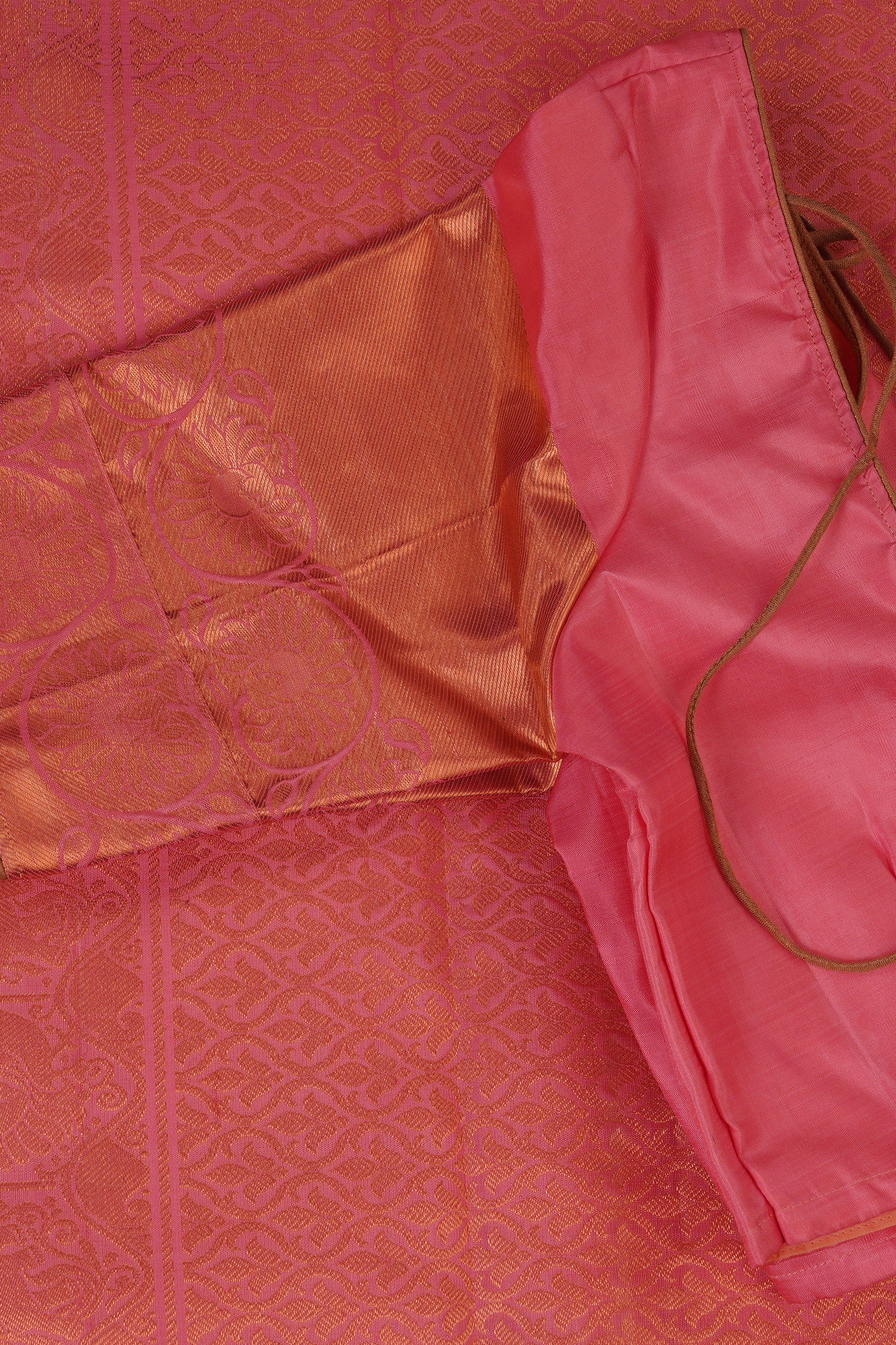 Handcrafted Elegance: Pure Handloom Silk Saree with Unique Border Saree JCS Fashions