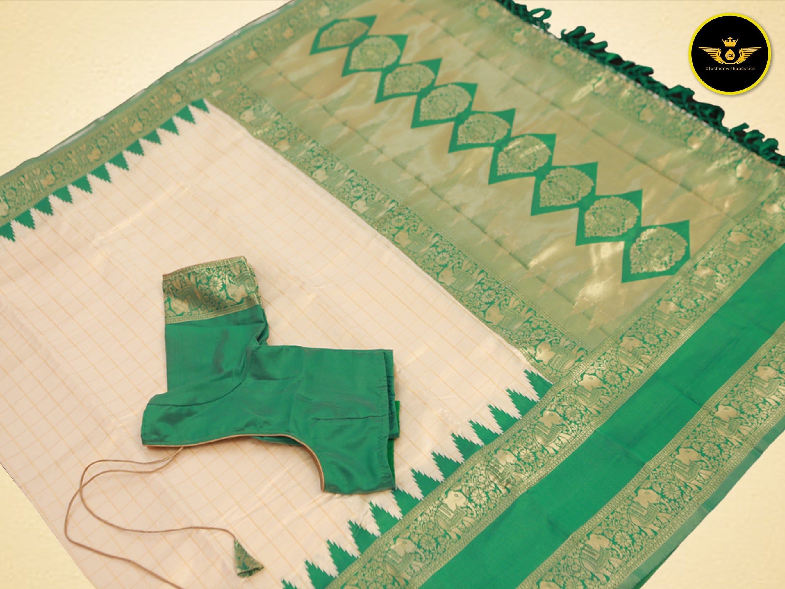 Semi Ikkat Saree With Gadwal Borders - A Fusion of Tradition & Trend Saree JCS Fashions