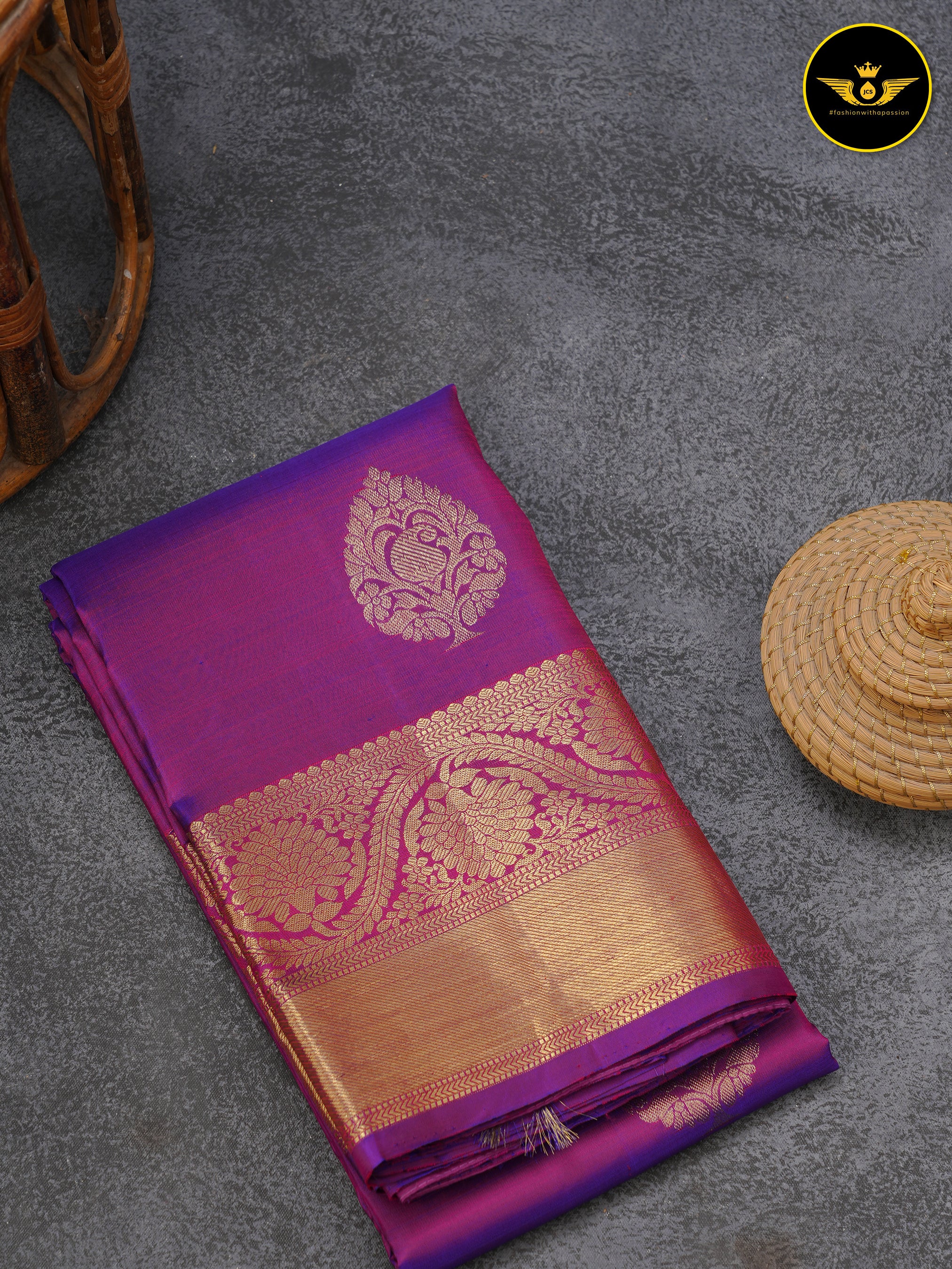 Pure Kanchipuram Silk Saree With Fully Stitched Blouse