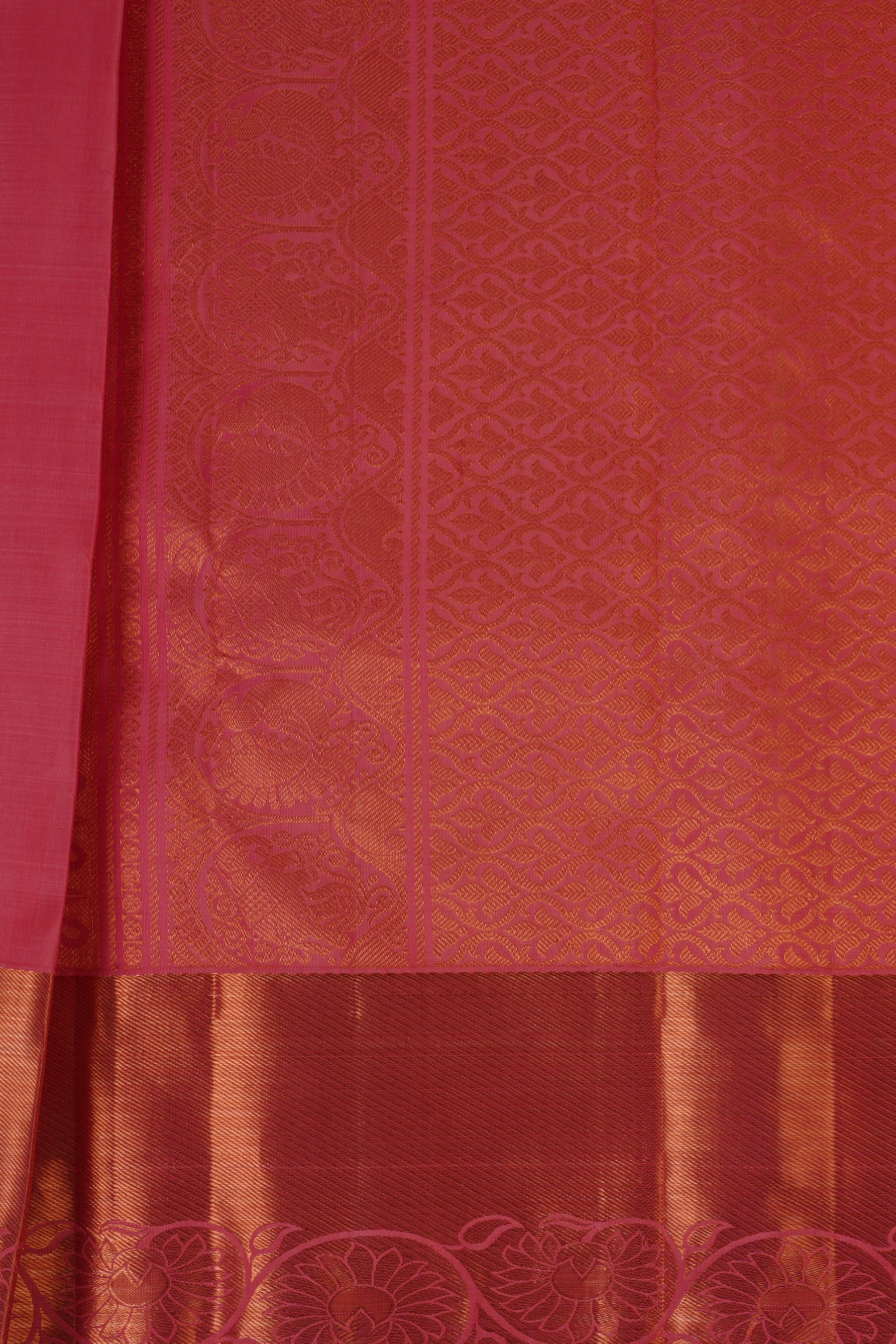 Handcrafted Elegance: Pure Handloom Silk Saree with Unique Border Saree JCS Fashions