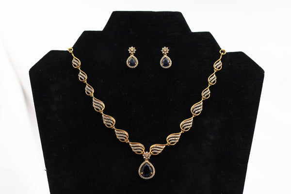 Luxurious Gold-Polished Necklace and Earring Set - Timeless Elegance