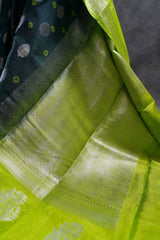 Chiffon Bandhini Saree with Contrast Pallu and Stitched Blouse