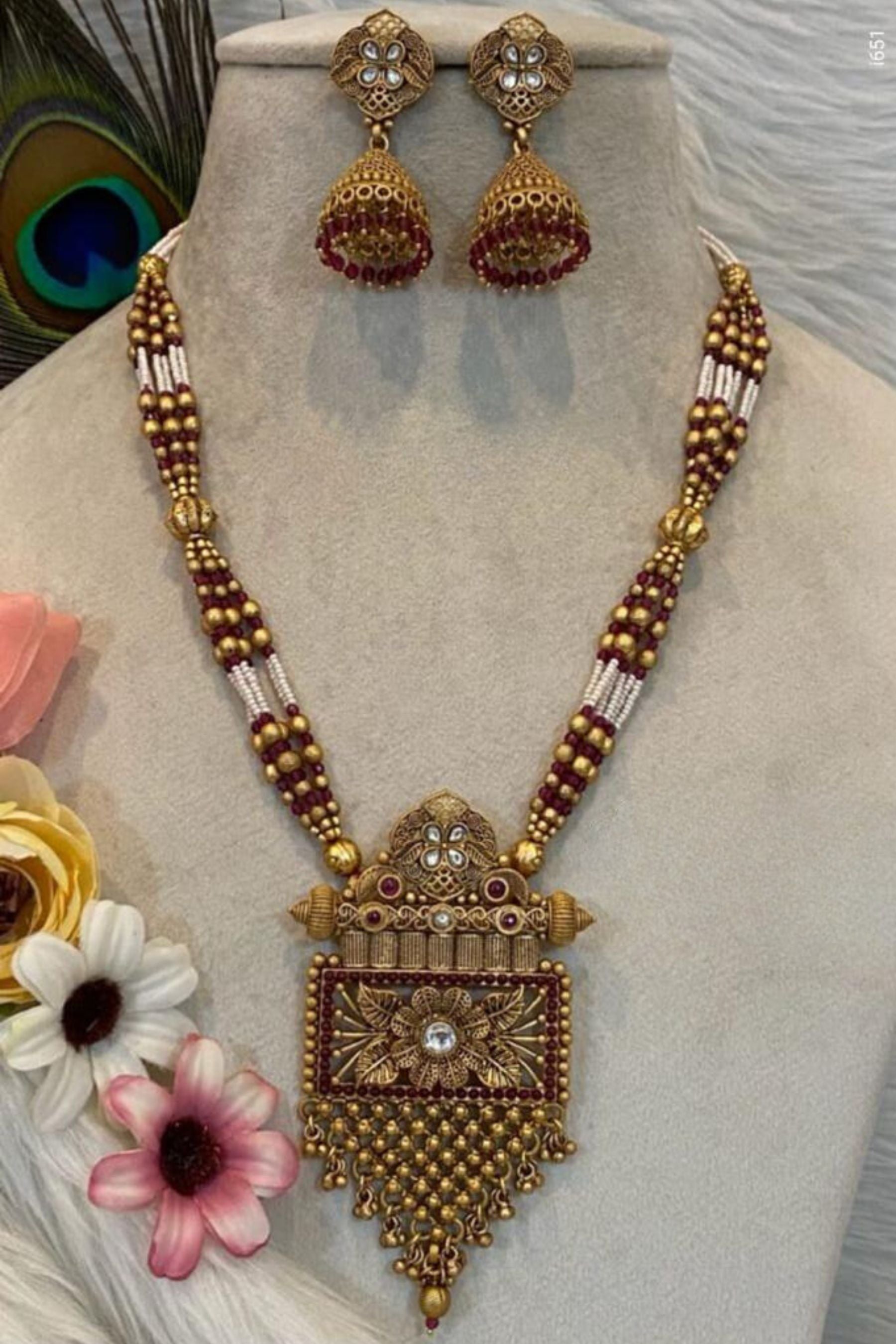 Regal Antique Gold-Plated Long Kundan Necklace Set with Pink & White Beads Jewelry JCS Fashions Pink and White 12"