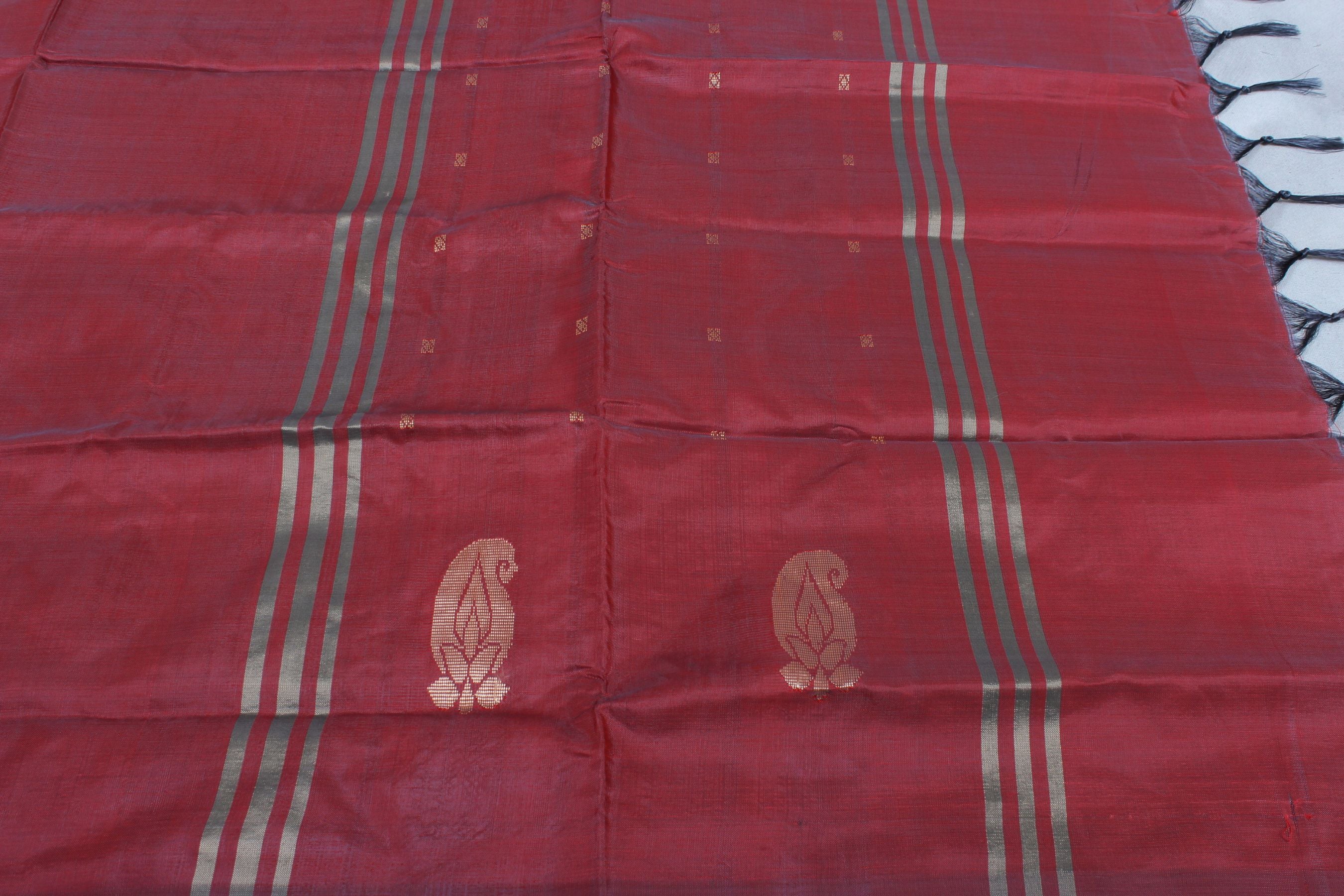 JCSFashions Sustainable Banana Pith Saree - Borderless Design & Natural Saree JCS Fashions