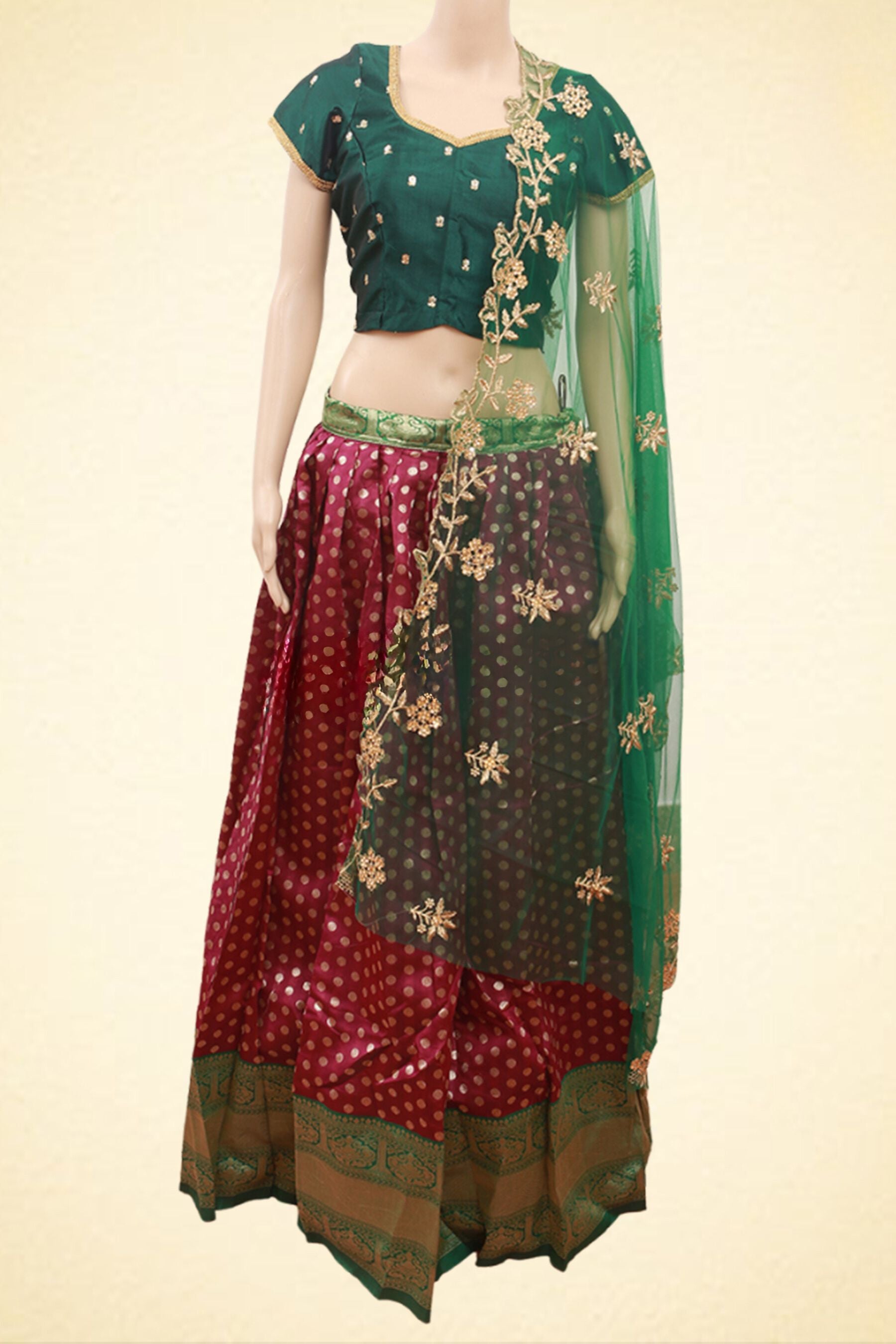 Lehenga Set with Soft silk thread weaving and contrast border Blouse