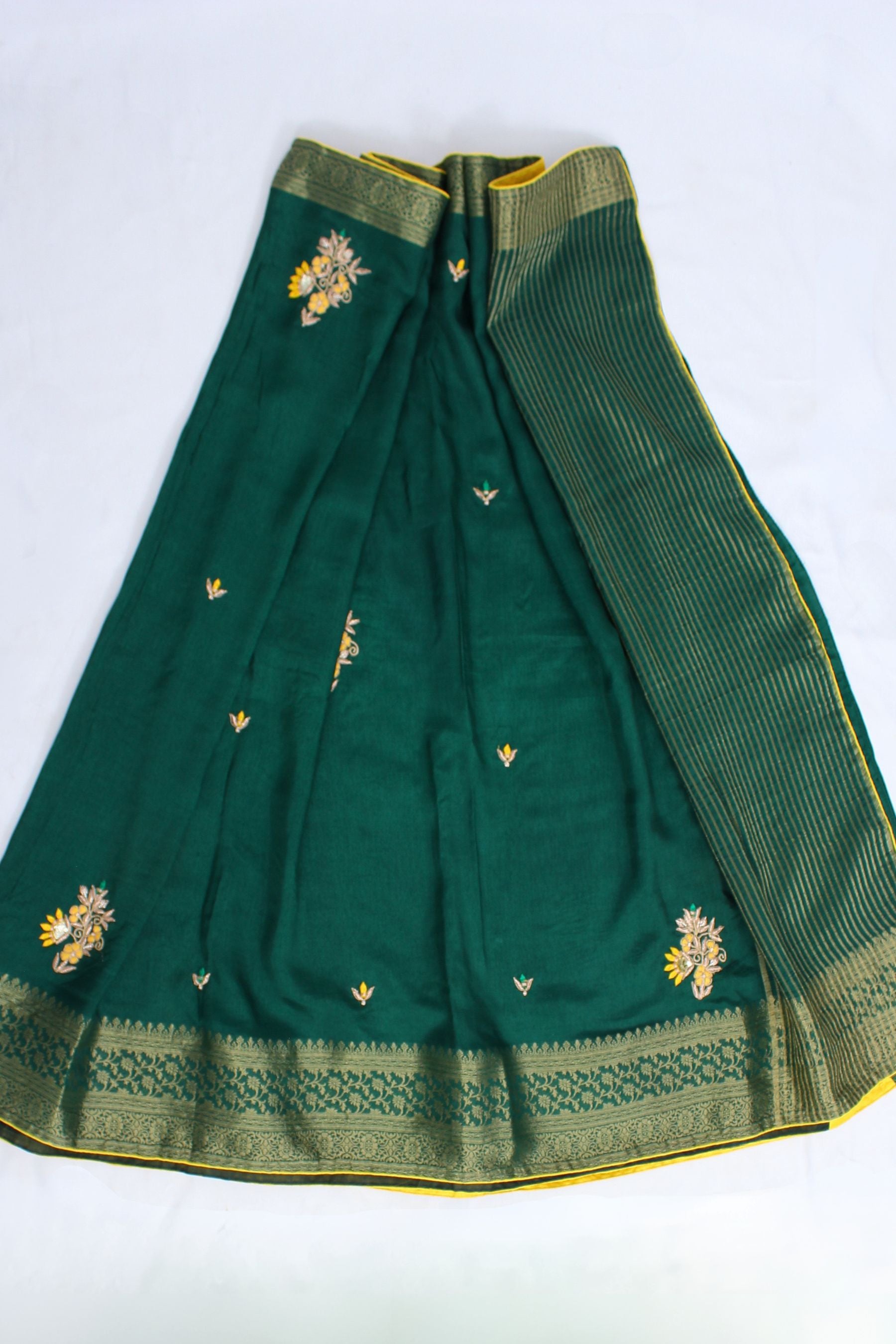 Heavy Moonga Silk Saree with Banarasi Weaving & Zardosi Work Blouse SAREE JCS Fashions