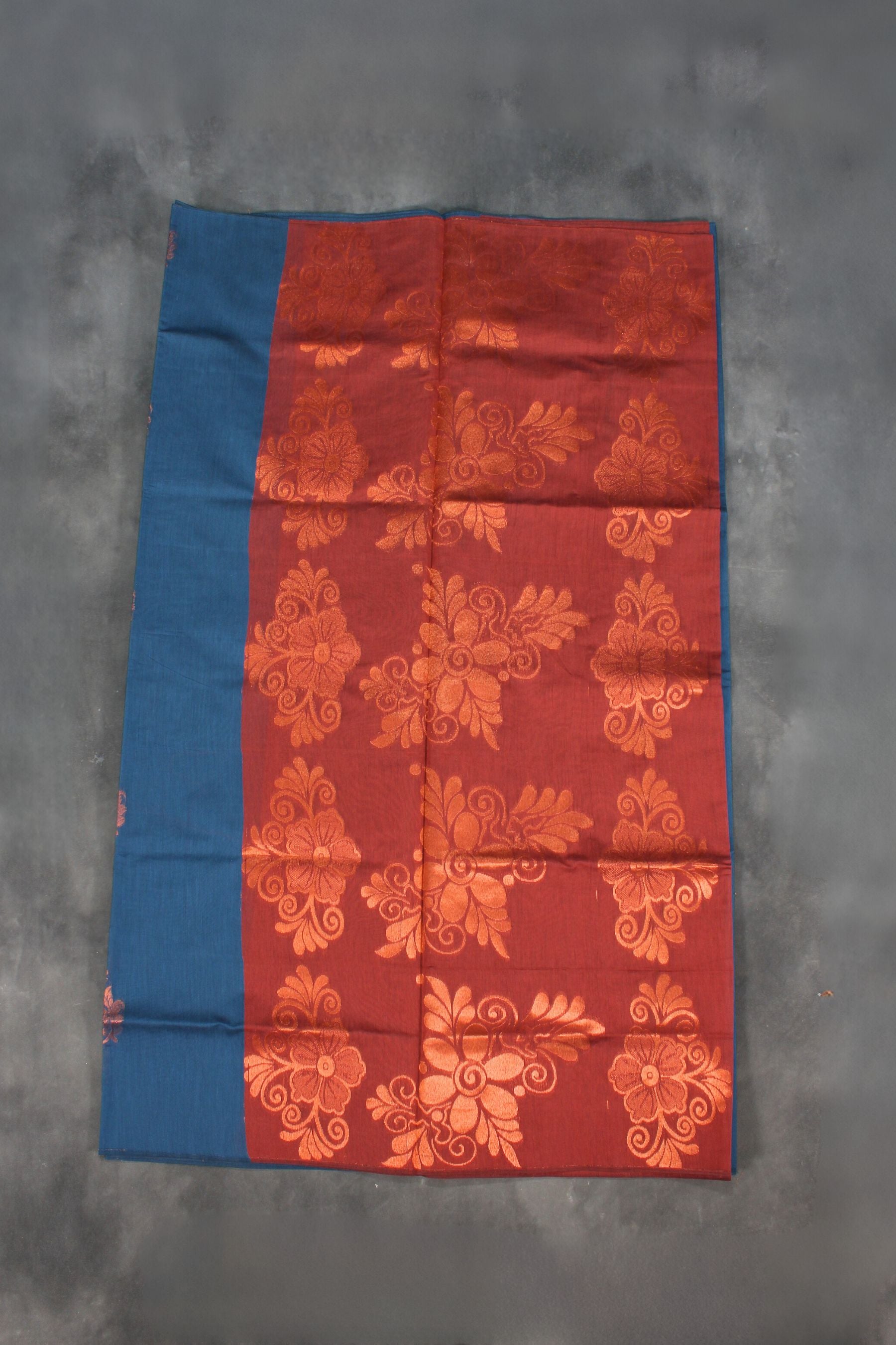 Elegant Pure Silk Cotton Saree with Bold Motifs - Borderless Design Saree JCS Fashions