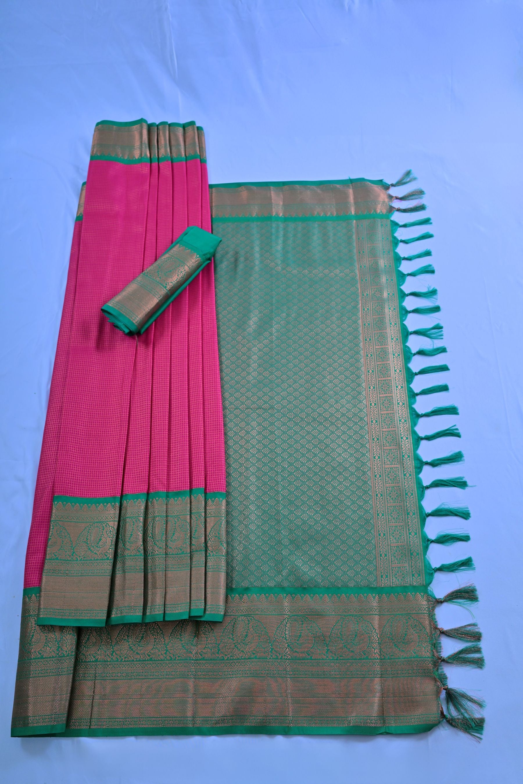 Luxurious Kanchipuram Silk Saree with Unique Border Design Saree JCS Fashions