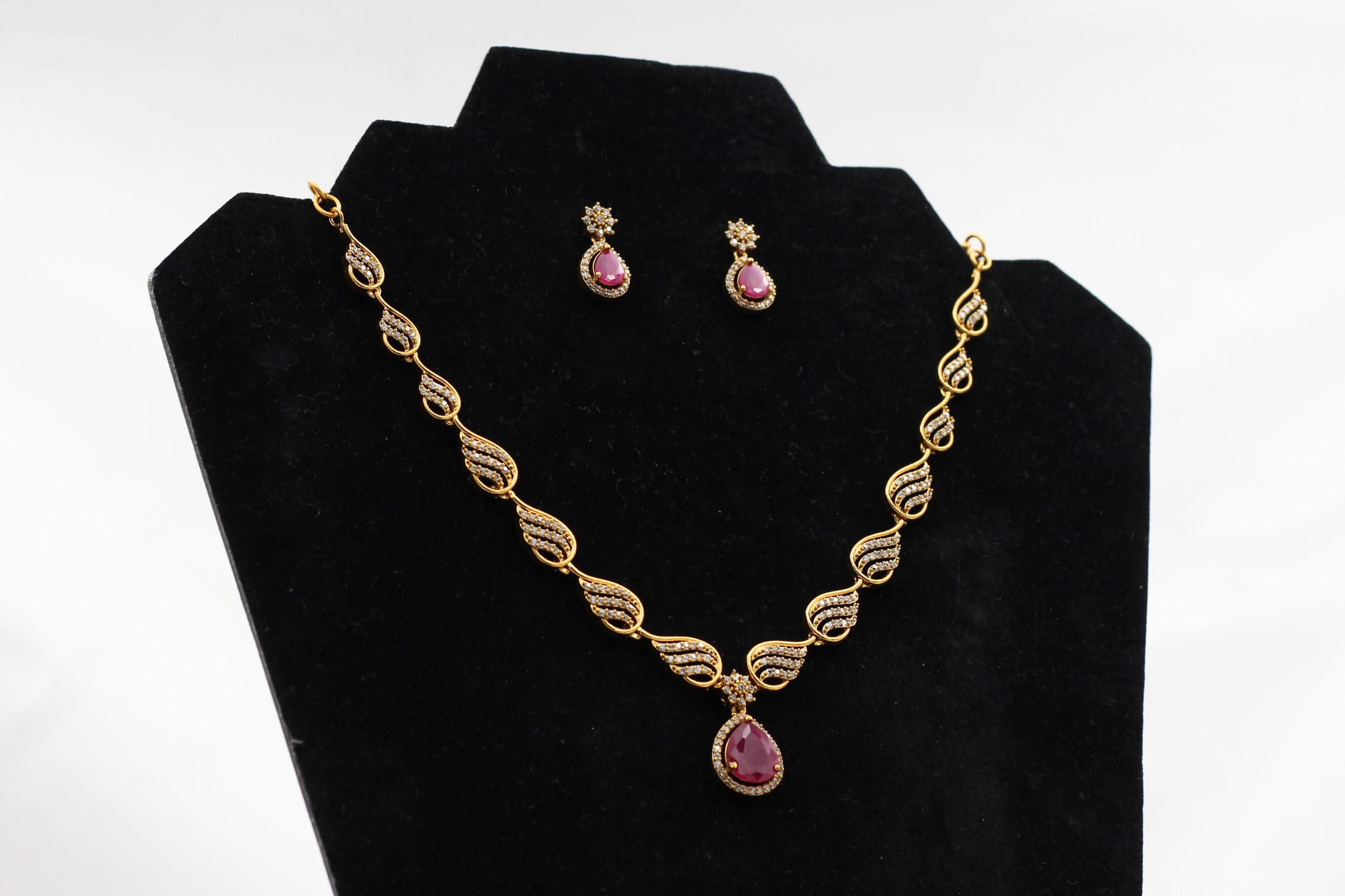 Gold-Polished Jewelry Stone Neck Set: Necklace & Earrings by JCSFashions Jewelry JCS Fashions Rani Pink 9"