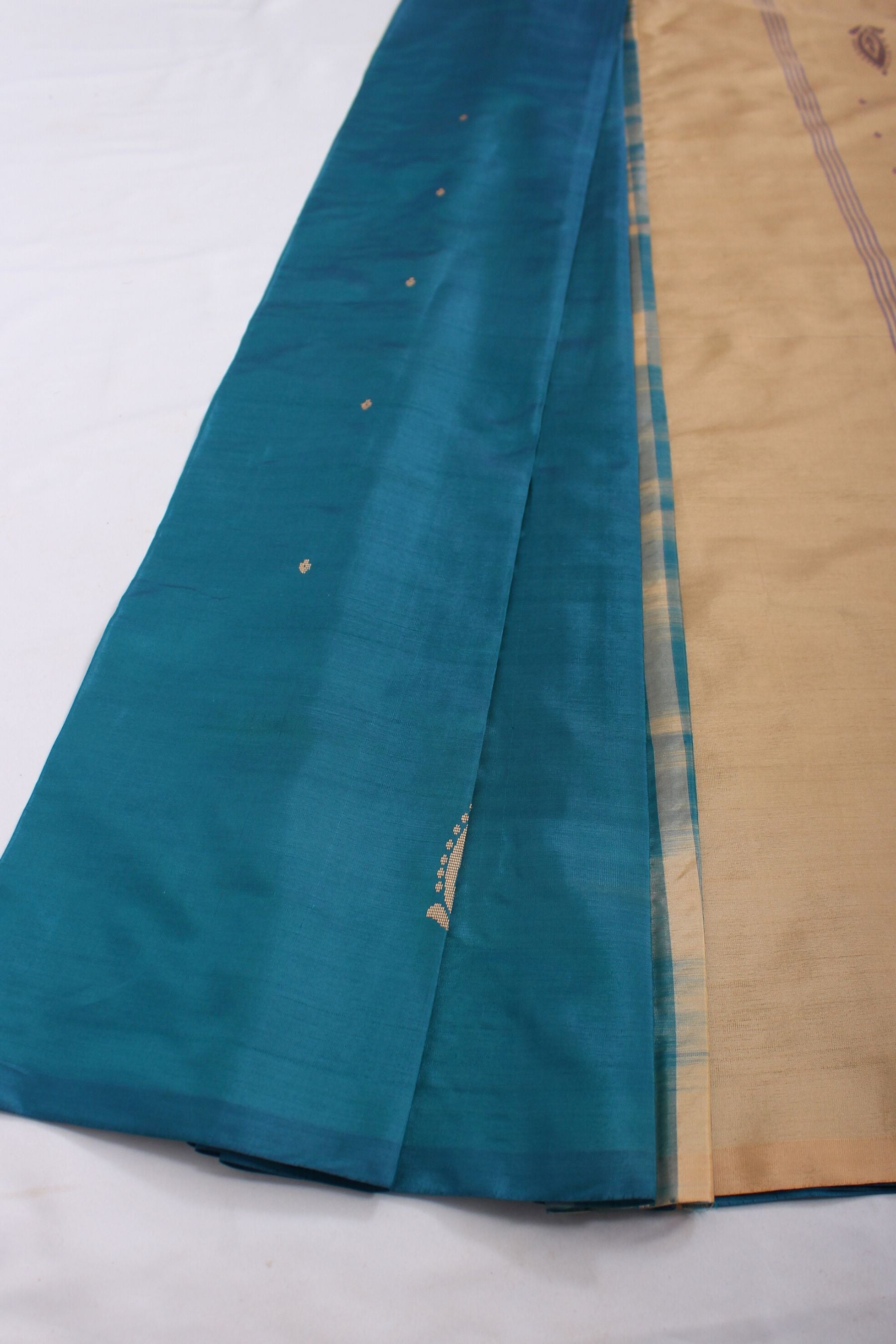 Eco-Friendly Artisanal Banana Pith Saree - Handcrafted Elegance Saree JCS Fashions