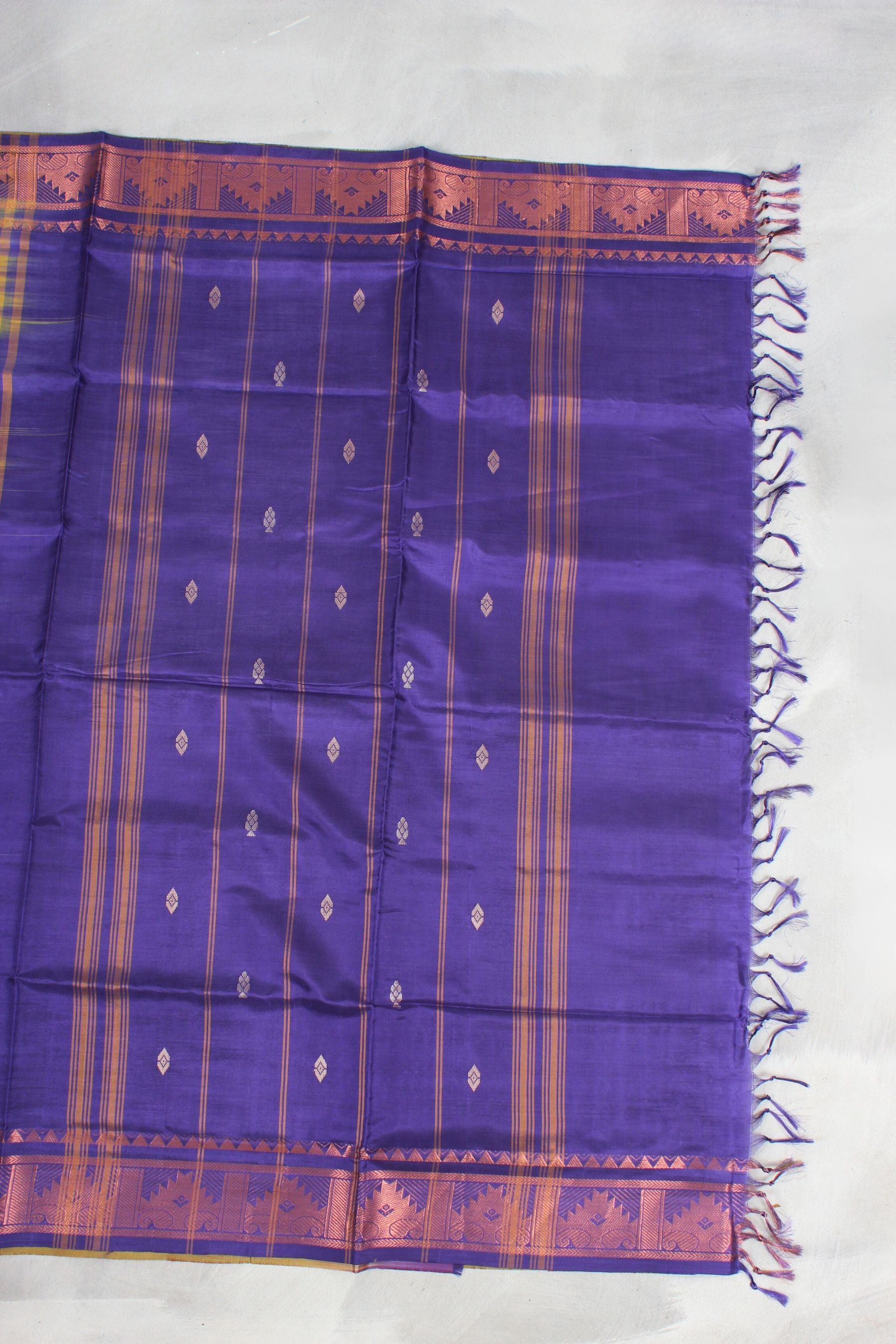 Ethnic Elegance: Eco-friendly Vaazhai Naar Saree with Zari Border Saree JCS Fashions