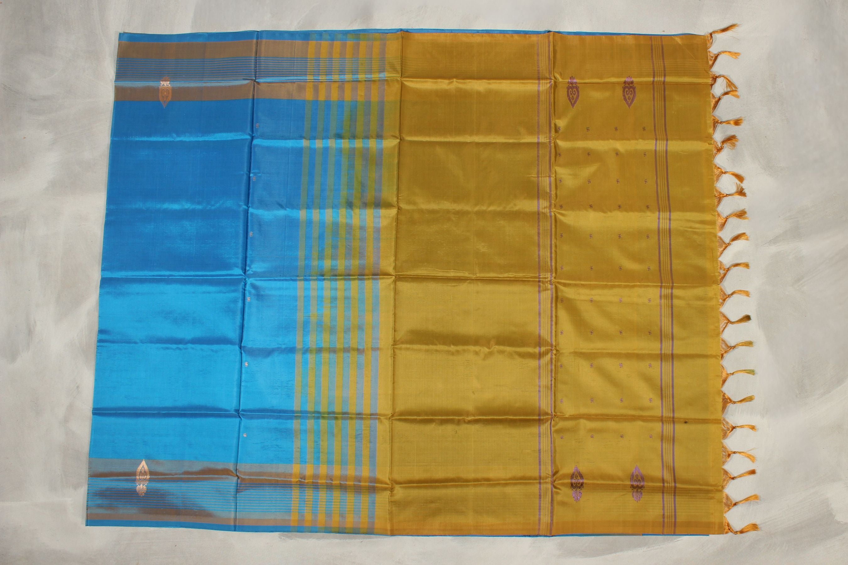 Elegant and Eco-friendly Banana Pith Borderless Saree from JCSFashions