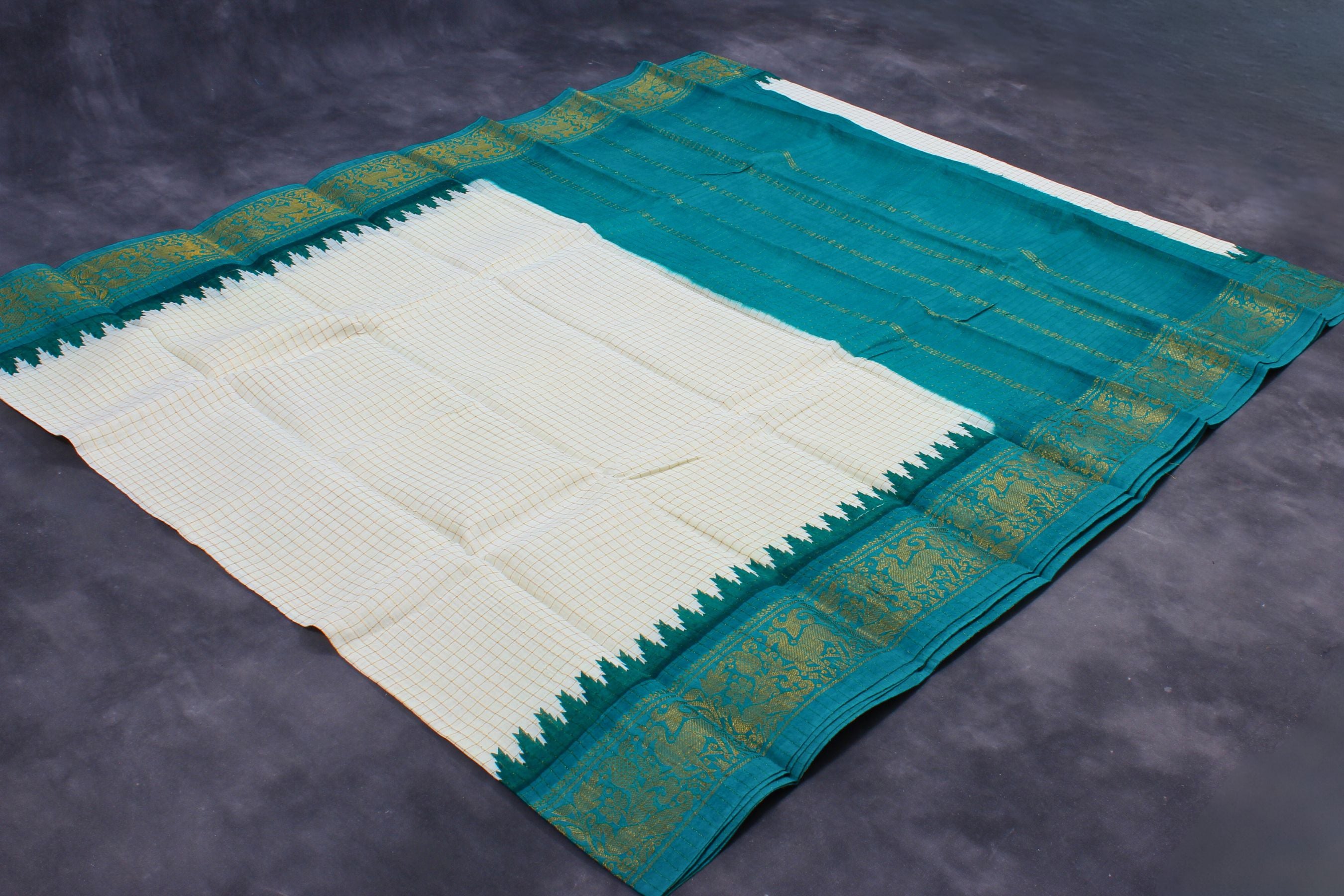 Madurai Pure Sungudi Cotton Saree with Golden Checks & Zari Border