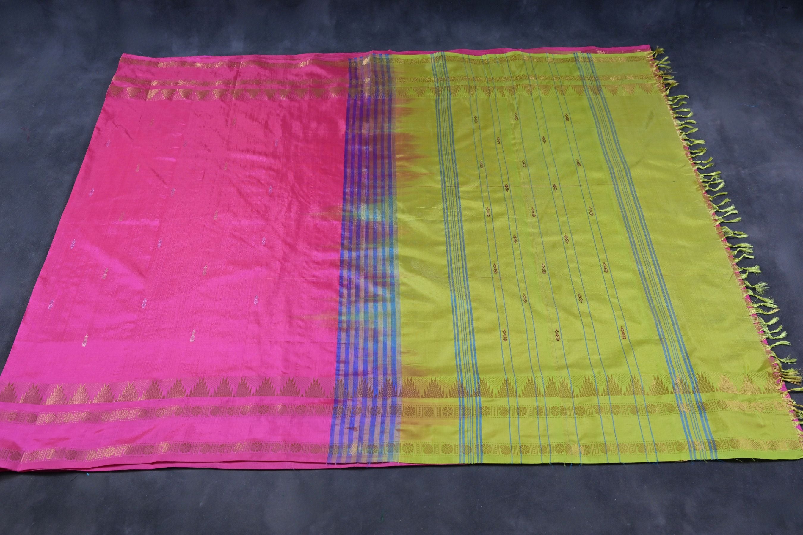 Eco-Friendly Vaazhai Naar Saree with Striking Zari Border Saree JCS Fashions Pink 5.5 meters