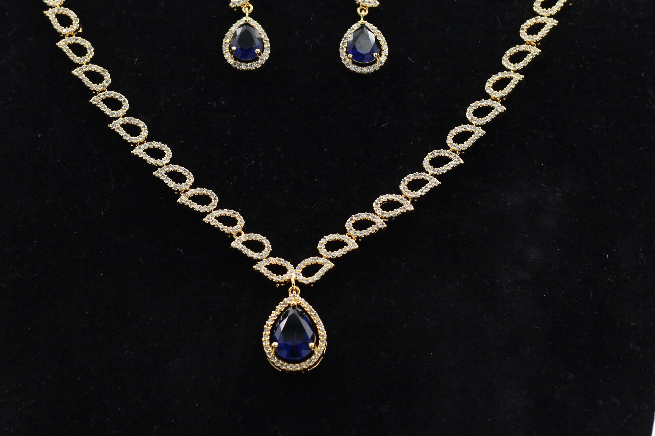 Exquisite Gold Polished Jewelry Set with Vibrant Stones - JCS Fashions Jewelry JCS Fashions