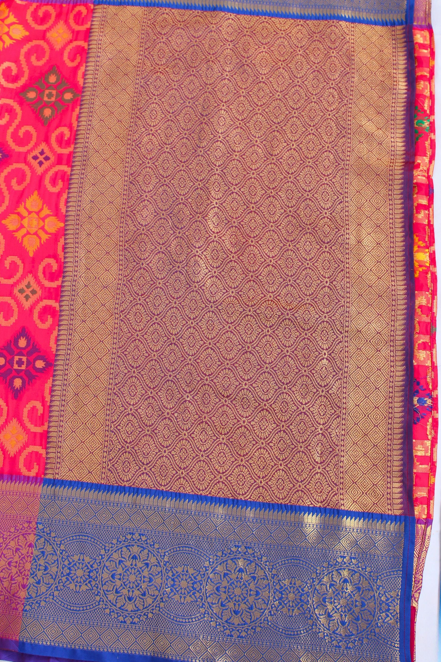 Banarasi Handloom Saree with All-Over Viral Zari Butta SAREE JCS Fashions