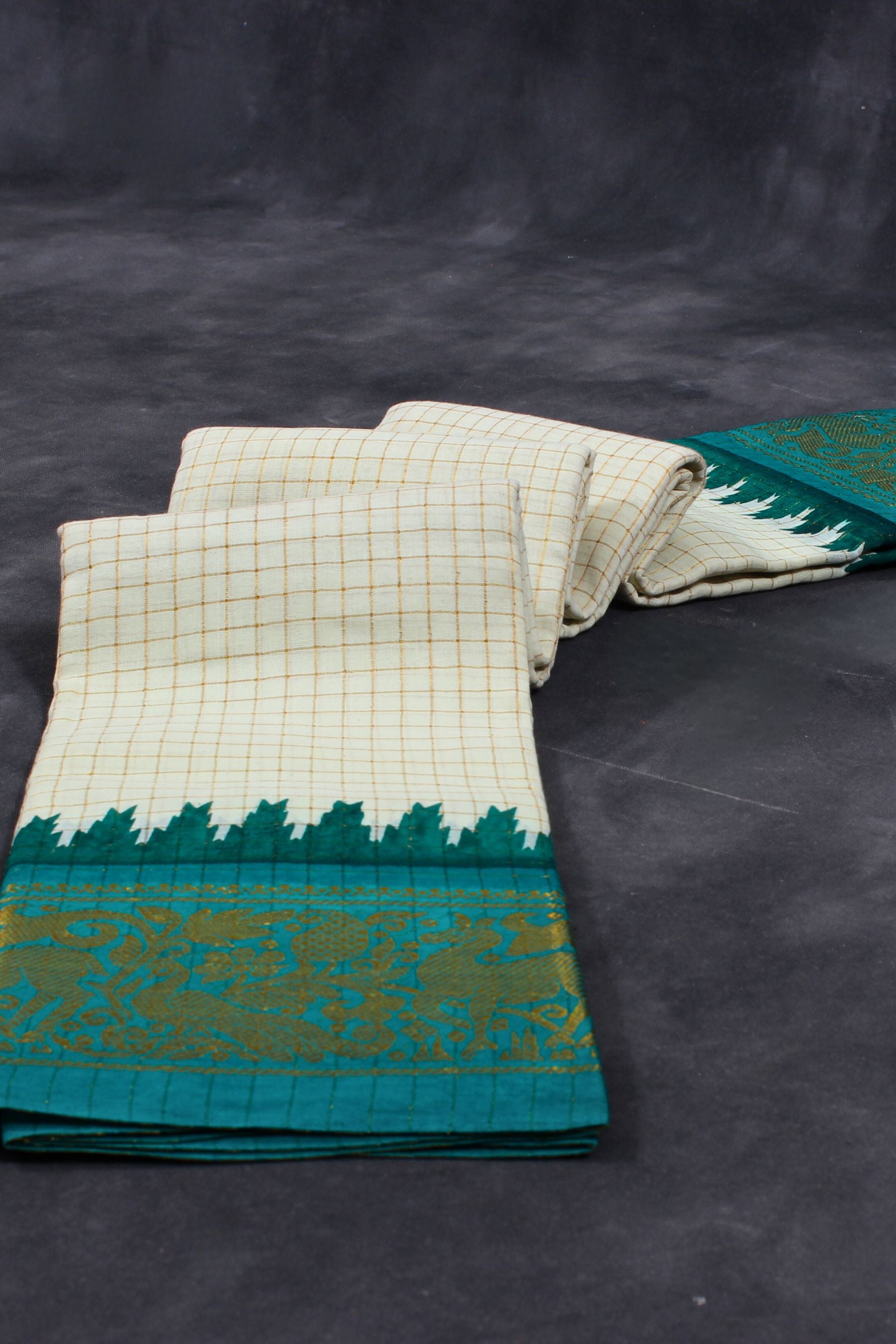 Madurai Pure Sungudi Cotton Saree with Golden Checks & Zari Border