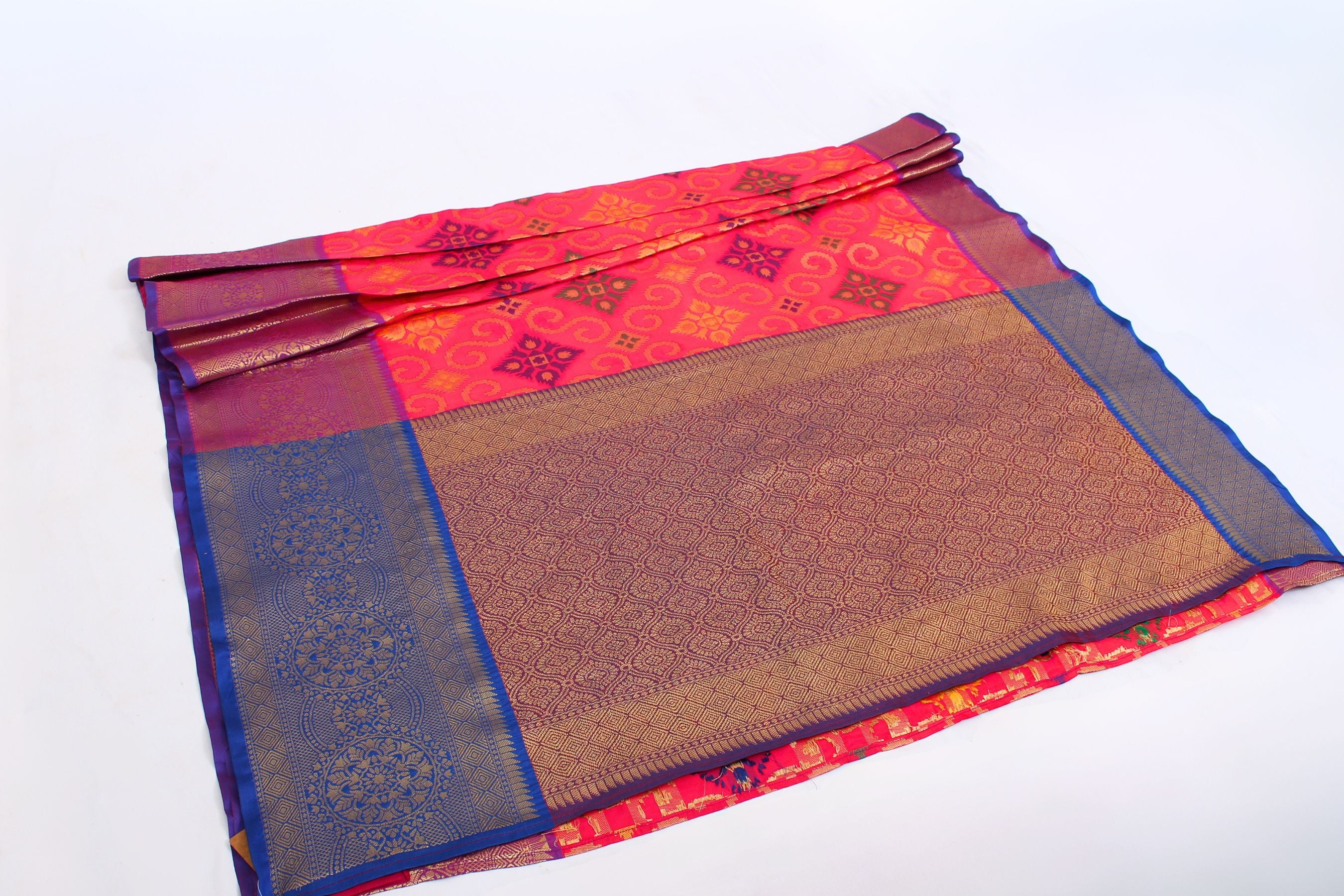 Banarasi Handloom Saree with All-Over Viral Zari Butta SAREE JCS Fashions