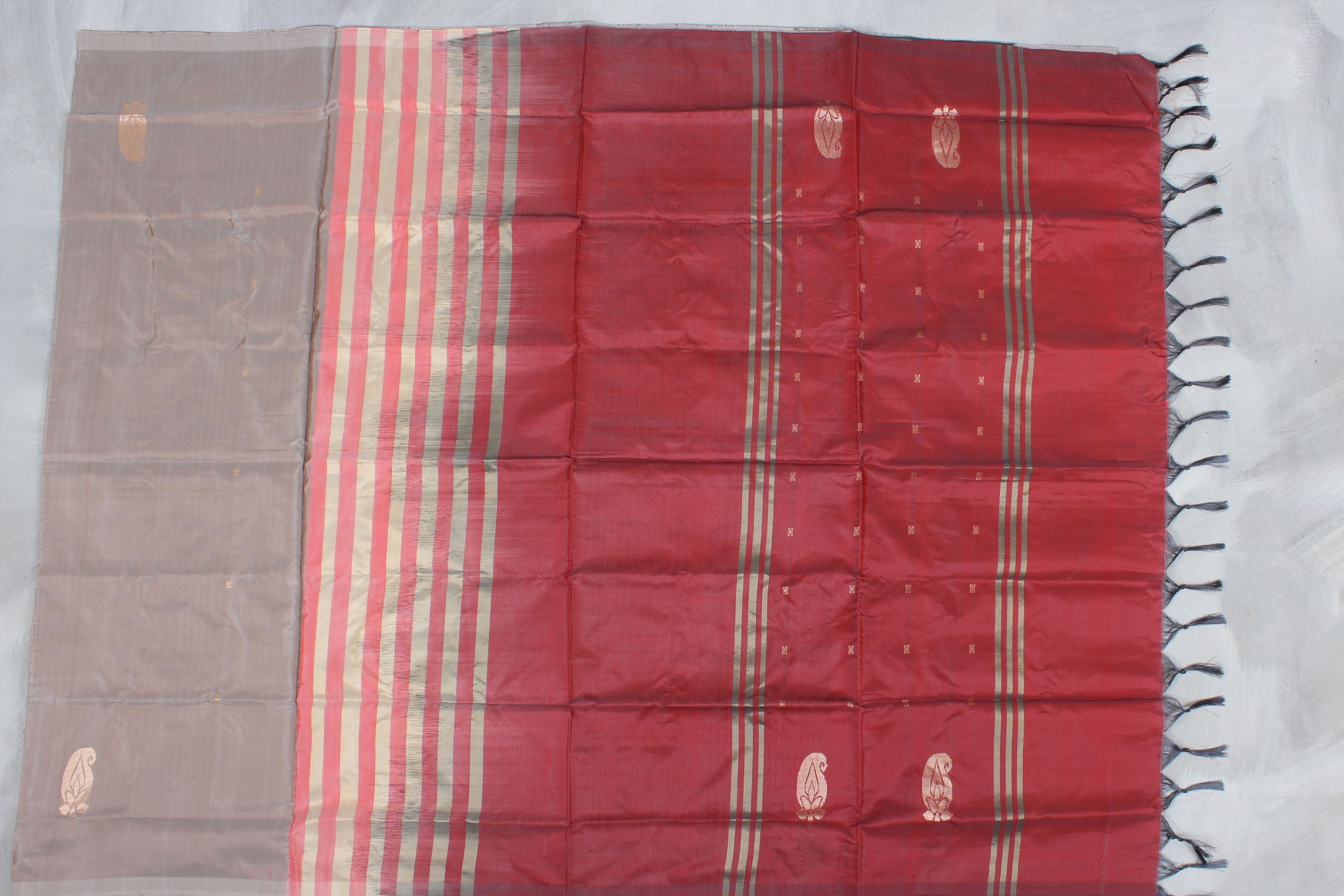 JCSFashions Sustainable Banana Pith Saree - Borderless Design & Natural Saree JCS Fashions