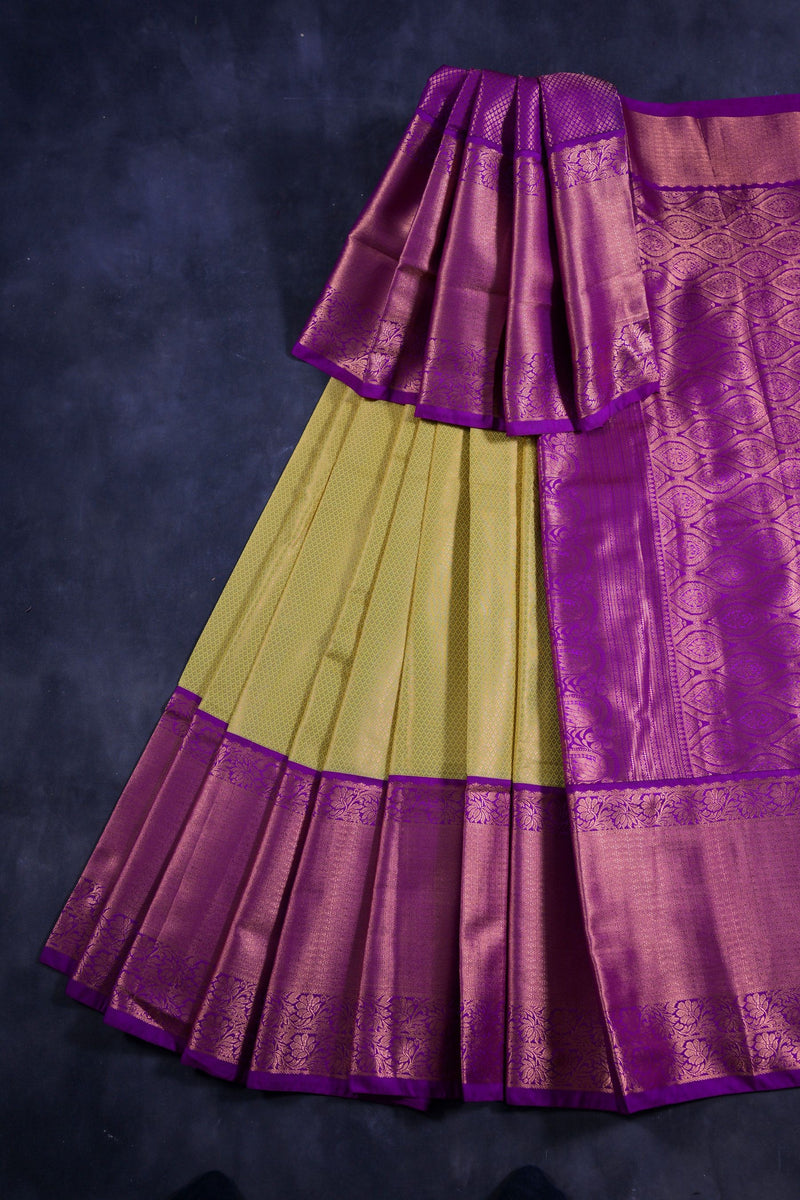 Handcrafted Pure Kanchipuram Silk Saree with Golden Butties