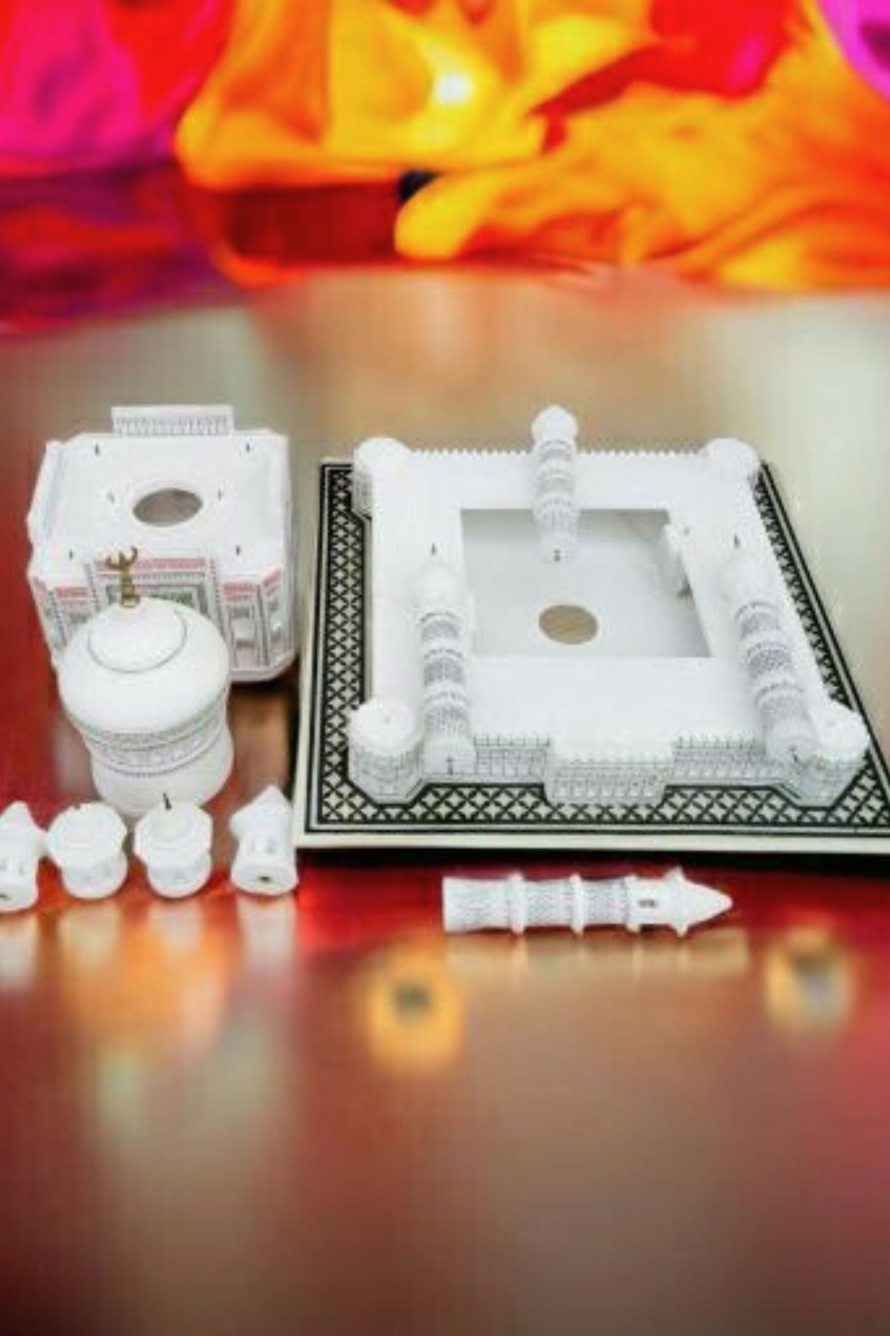 Exquisite White Marble Taj Mahal Miniature: Handcrafted Artistic Treasure Gift JCS Fashions