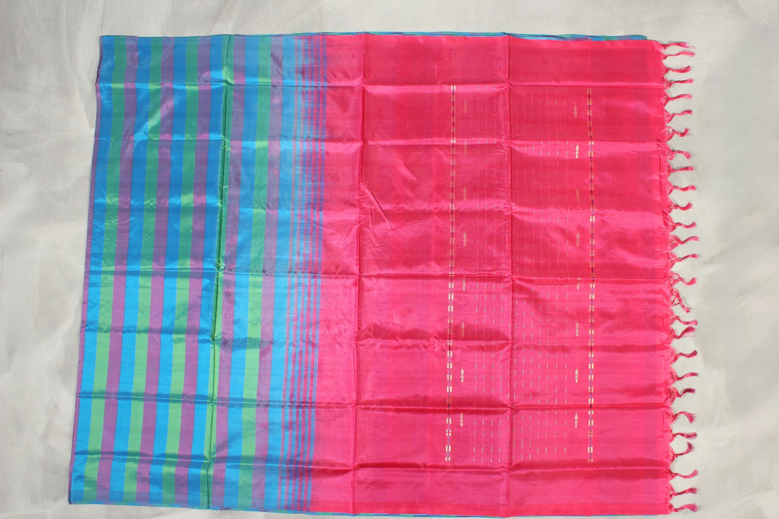 Hand-Woven Banana Pith Saree - Borderless Chic and Sustainable