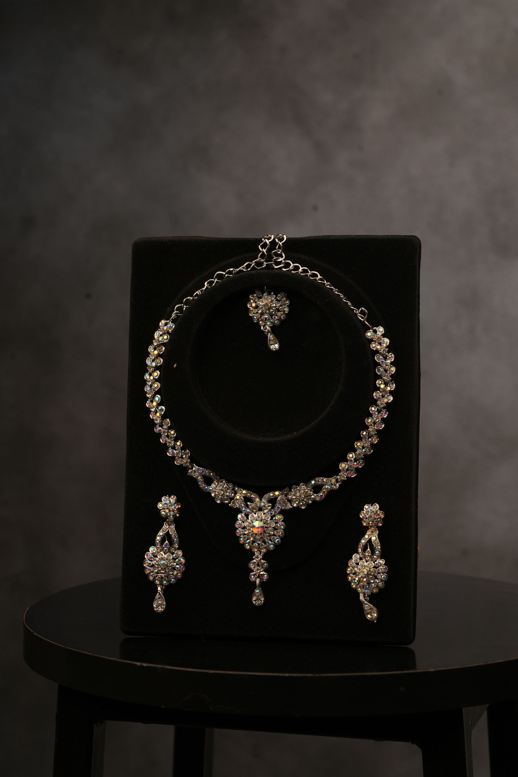 Exquisite Immitation Stone White Necklace Set - Includes Sparkling Earrings Jewelry JCS Fashions